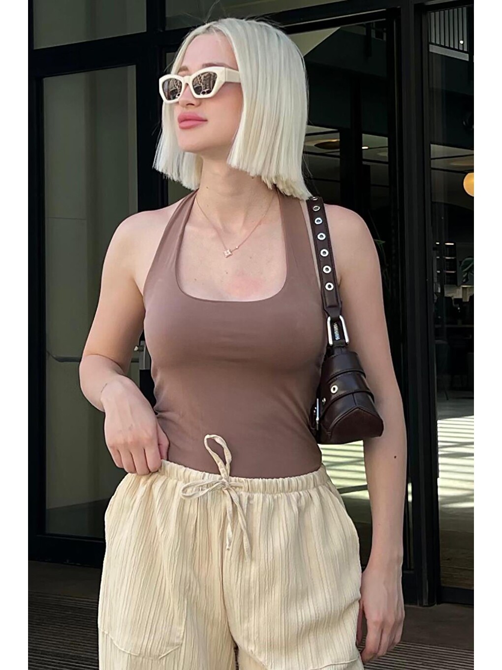Kahverengi Halter Yaka Boyun Askılı Crop Body Mg2146-2