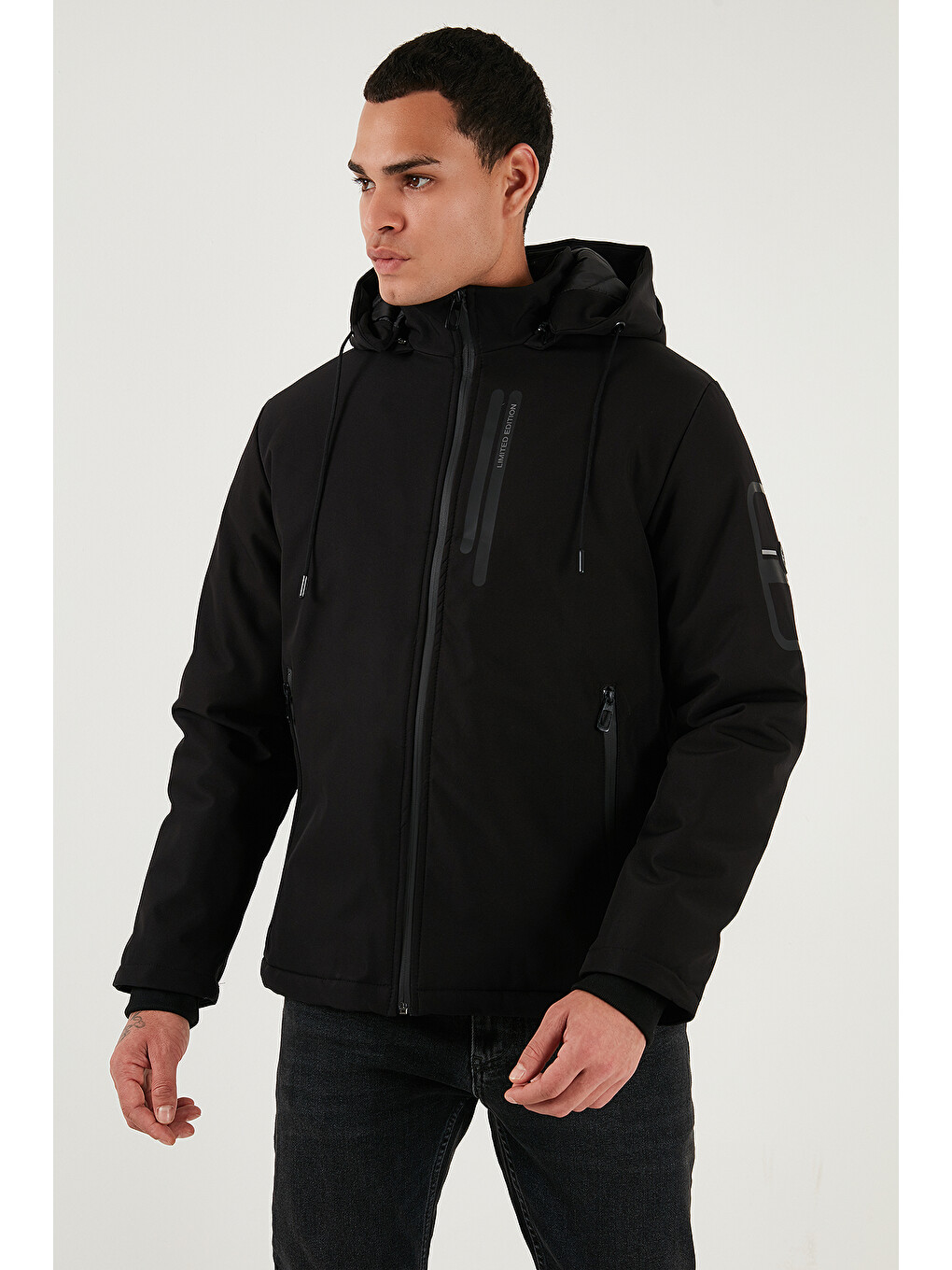 Siyah Regular Fit Çıkarılabilir Kapüşonlu Cepli Erkek Mont 497albert-3