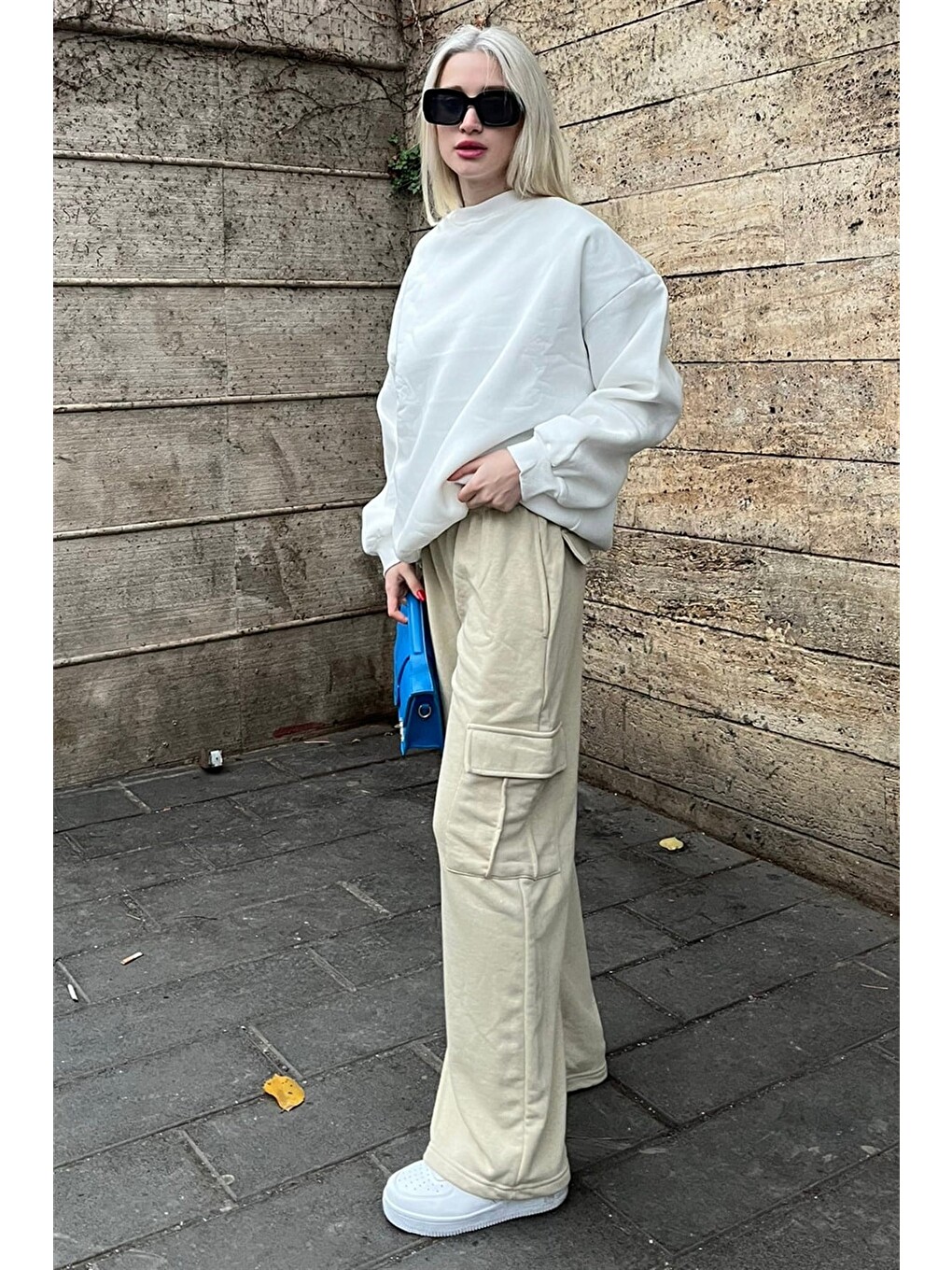 Kadın Bej Geniş Paça Kargo Cepli Eşofman Altı Mg1615-4