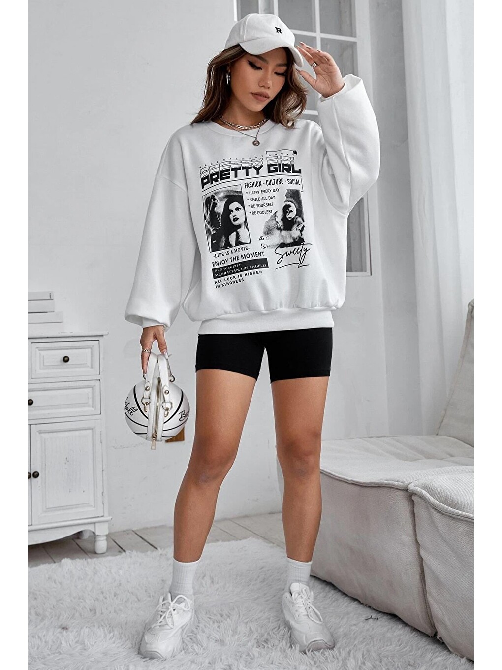 Beyaz Baskılı Oversize Kadın Sweatshirt Mg1923