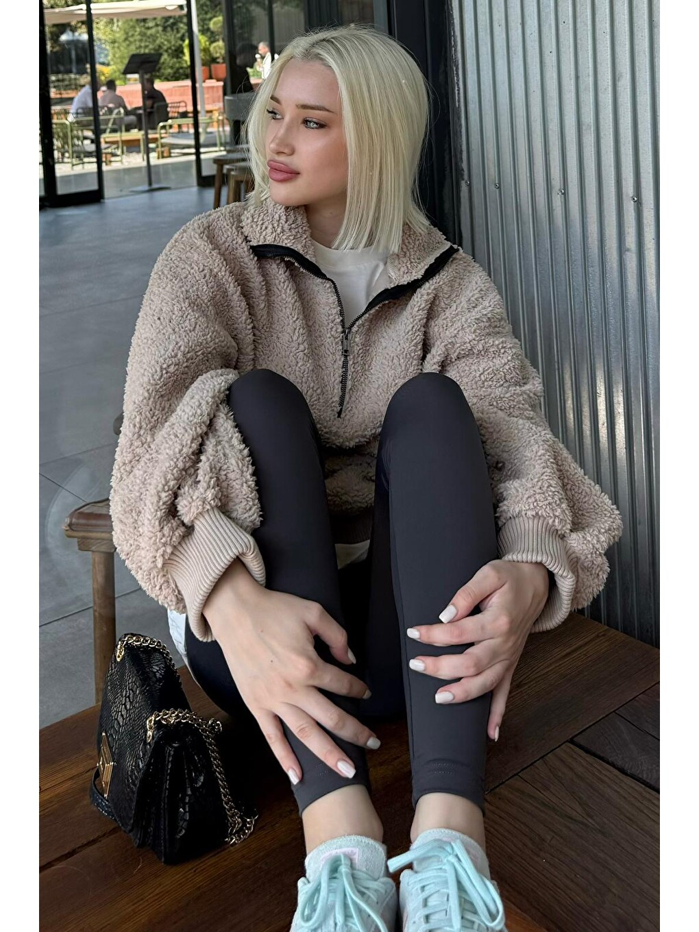 Bej Pelüş Fermuar Yaka Sweatshirt Mg1413