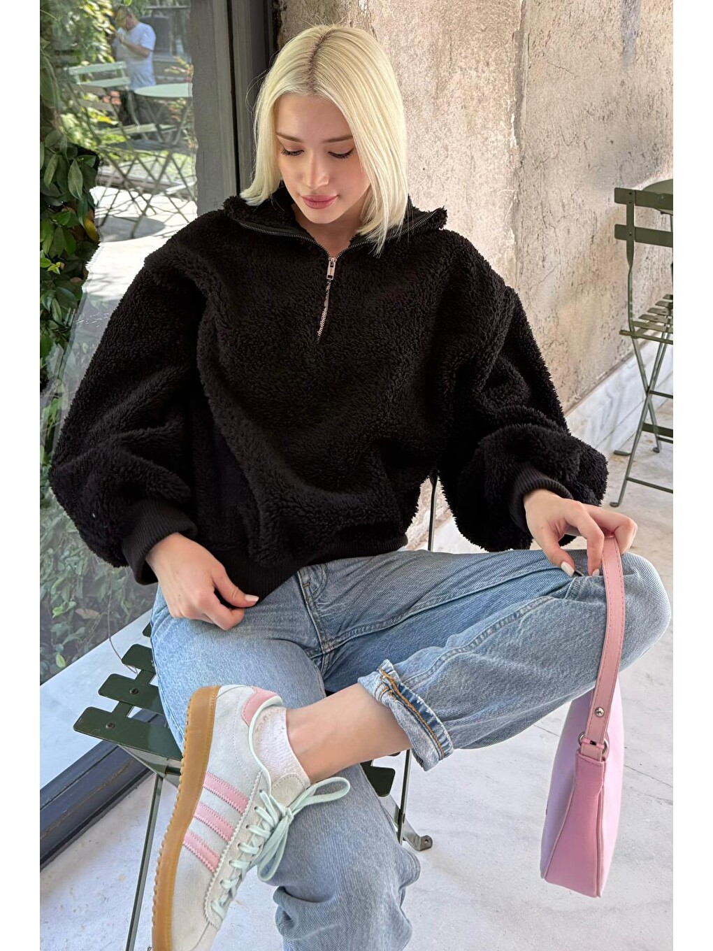 Siyah Pelüş Fermuar Yaka Sweatshirt Mg1413-6