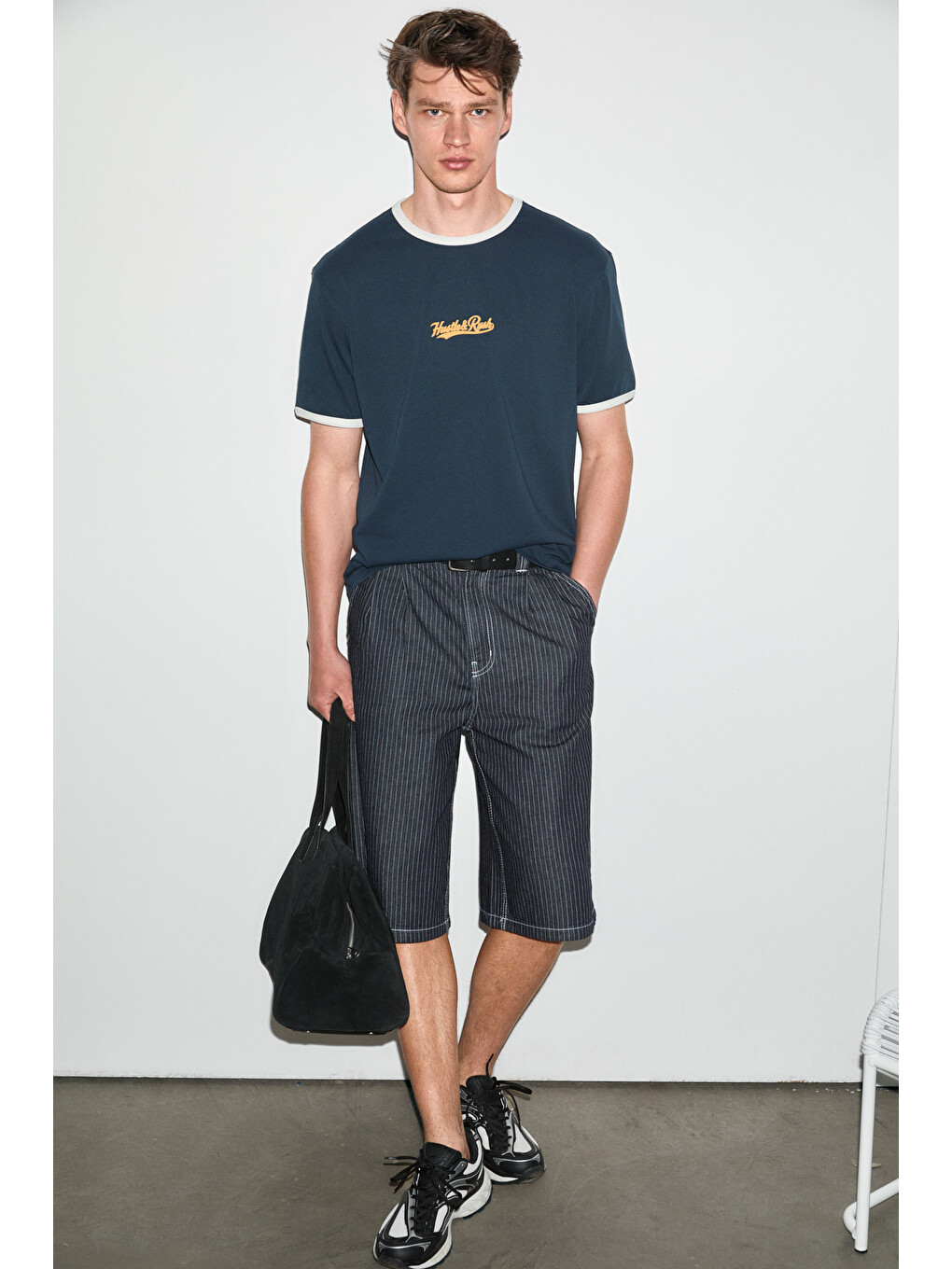 Golondro Erkek %100 Organik Pamuklu Kontrast Biyeli Baskı Detaylı Regular Fit Lacivert T-shirt-2