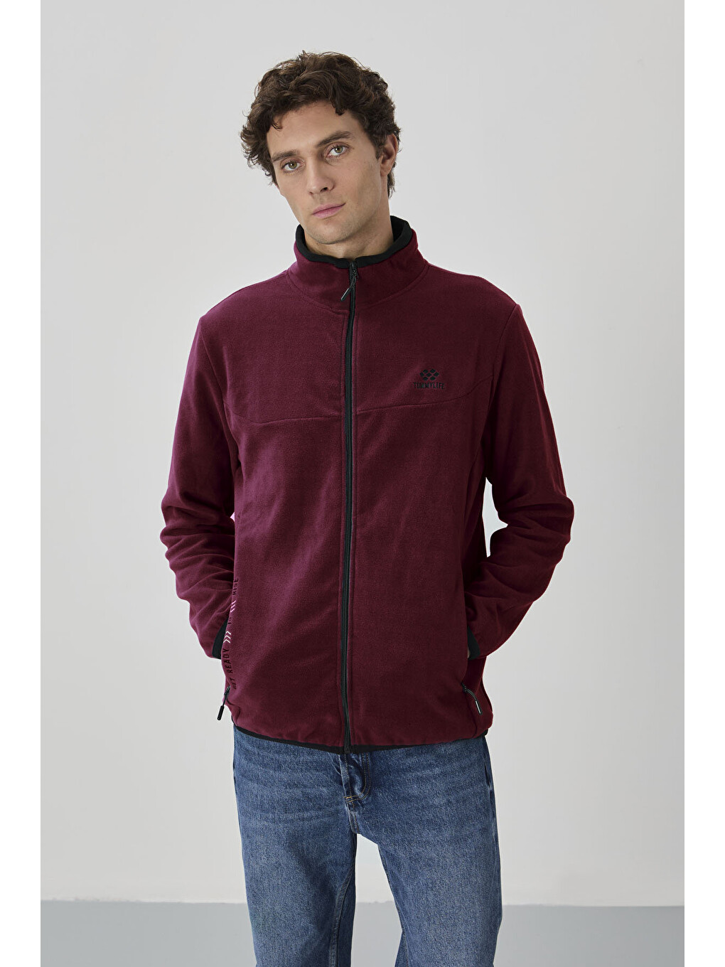 Bordo Erguvan Yazı Nakışlı Dik Yaka Standart Kalıp Erkek Fermuarlı Sweatshirt Hırka Polar - 87992-2