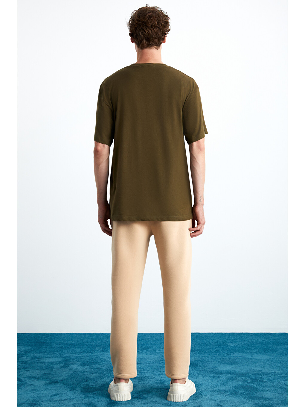 Erkek Oversize Fit %100 Organik Pamuk Kalın Dokulu Bisiklet Yakalı Haki Tişört-4