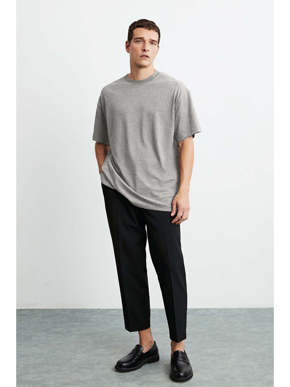 Erkek Oversize Fit %100 Organik Pamuk Kalın Dokulu Bisiklet Yakalı Gri Melanj Tişört-1