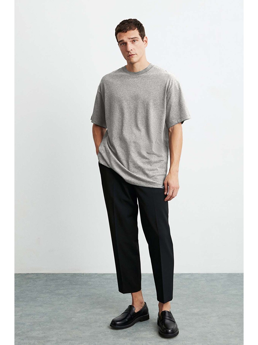 Erkek Oversize Fit %100 Organik Pamuk Kalın Dokulu Bisiklet Yakalı Gri Melanj Tişört-2