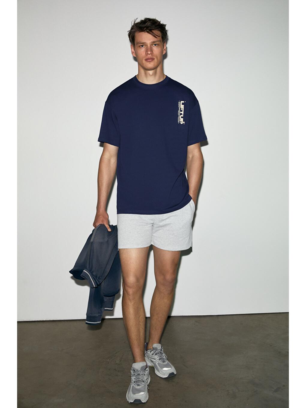 Antonıo Erkek Baskı Detaylı %100 Organik Pamuk 3 İplik Örme Oversize Lacivert T-shirt-1