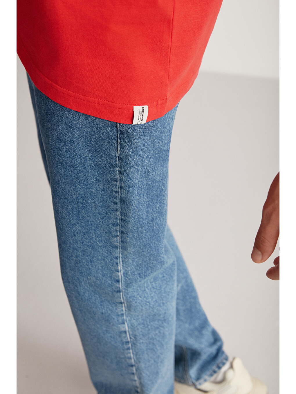 Erkek Oversize Fit %100 Organik Pamuk Kalın Dokulu Bisiklet Yakalı Kırmızı Tişört-2
