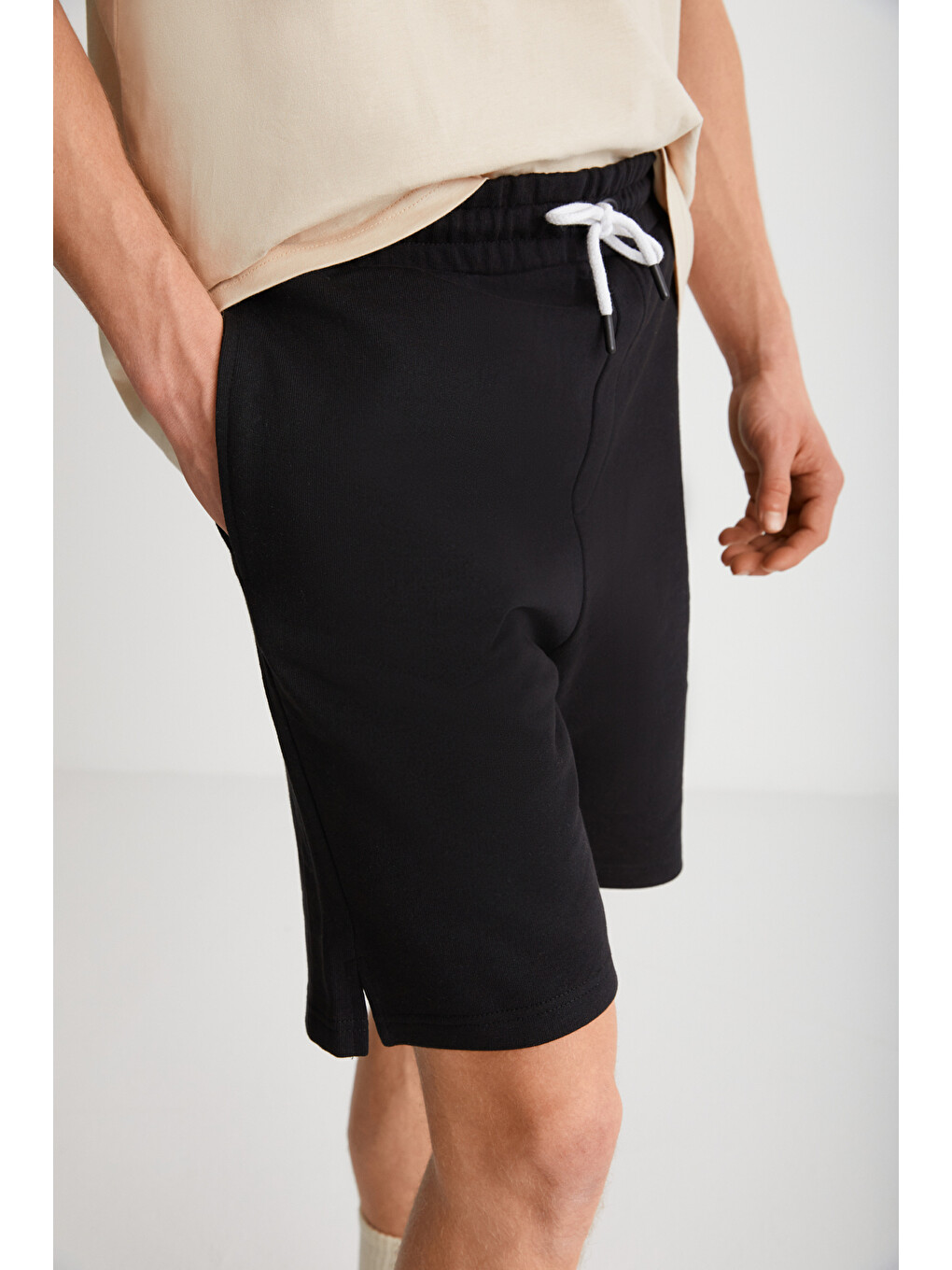 Erkek Comfort Fit Siyah Şort | Bermuda-4
