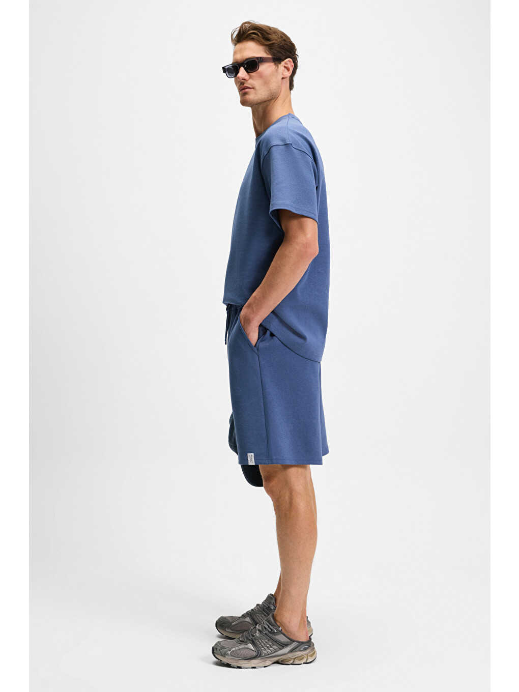 Erkek Beli Lastikli Arka Tek Cepli Kordonlu Relaxed Fit İndigo Şort-3