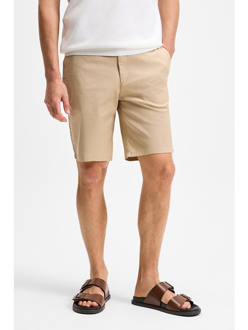 Erkek Yanları Cepli Fermuarlı Elastanlı Slim Fit Bej Şort
