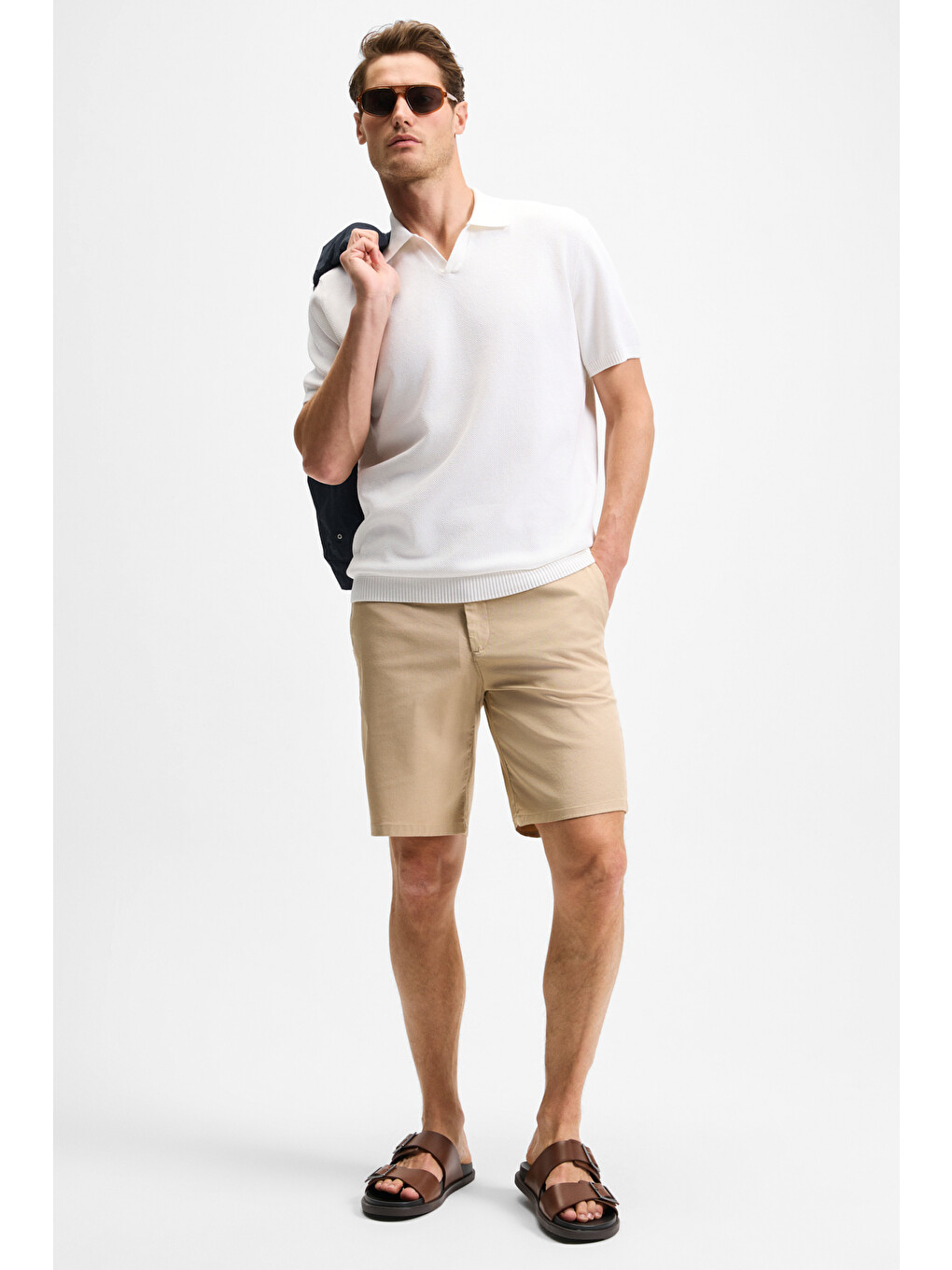 Erkek Yanları Cepli Fermuarlı Elastanlı Slim Fit Bej Şort-1