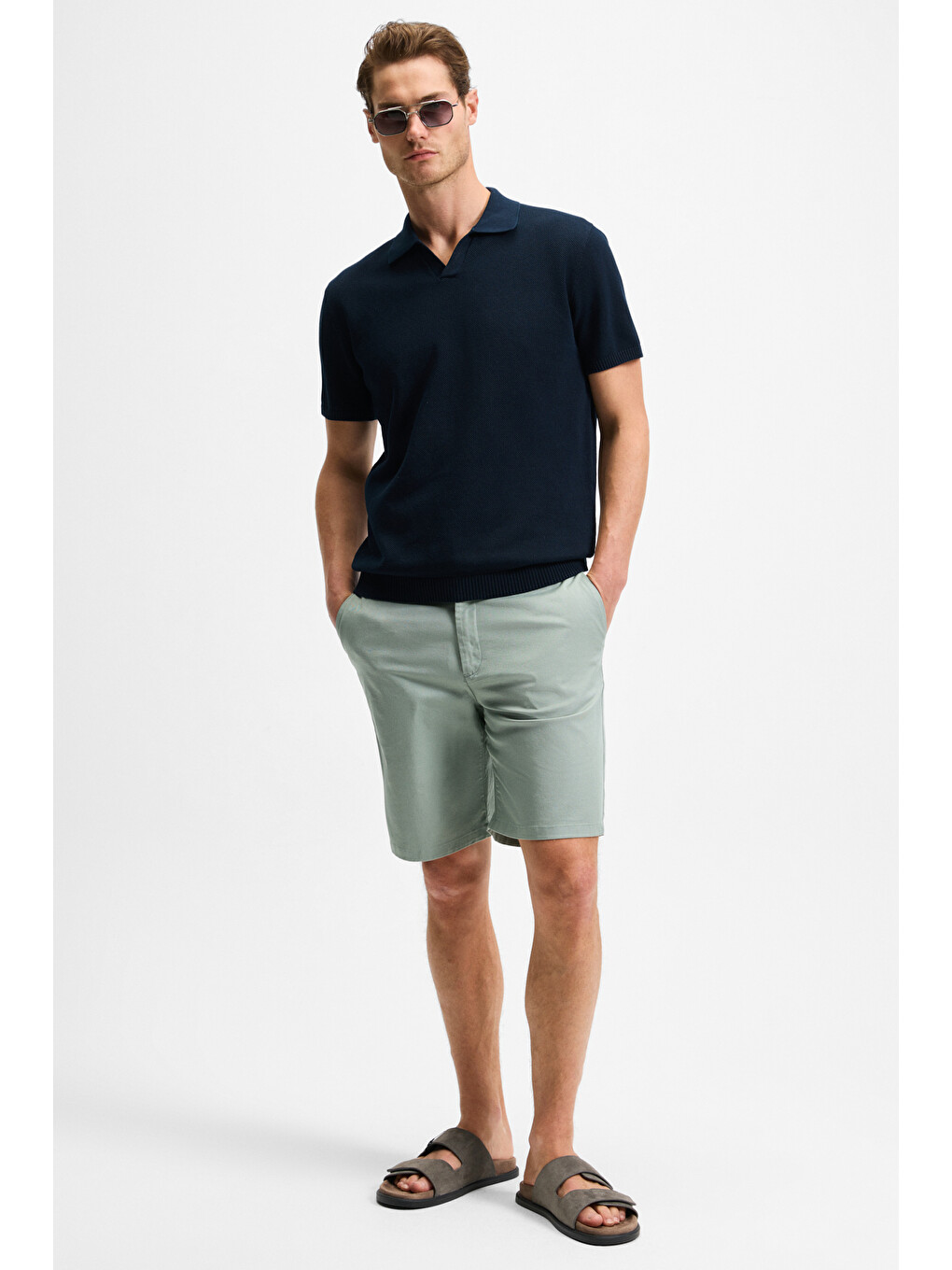 Erkek Yanları Cepli Fermuarlı Elastanlı Slim Fit Yeşil Şort-2