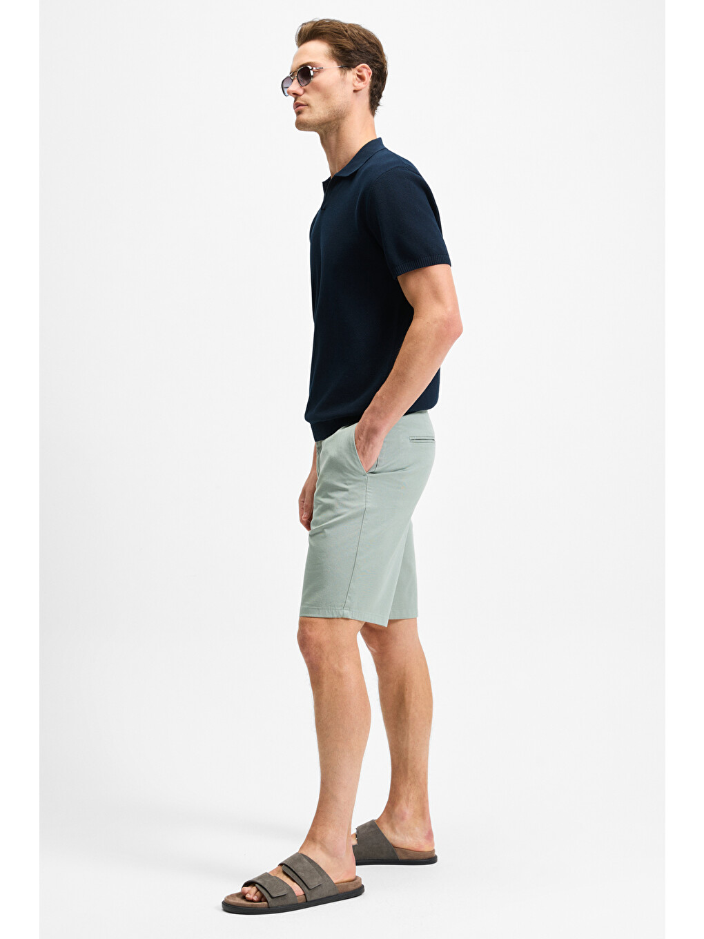 Erkek Yanları Cepli Fermuarlı Elastanlı Slim Fit Yeşil Şort-4