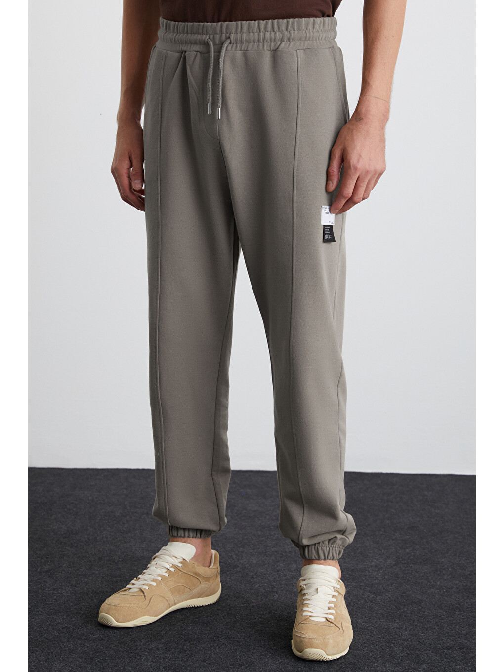 Gri ROWAN Erkek Organik Pamuklu Relaxed Fit İçi Polarlı Süs etiketli Jogger GRİ Eşofman Altı-1