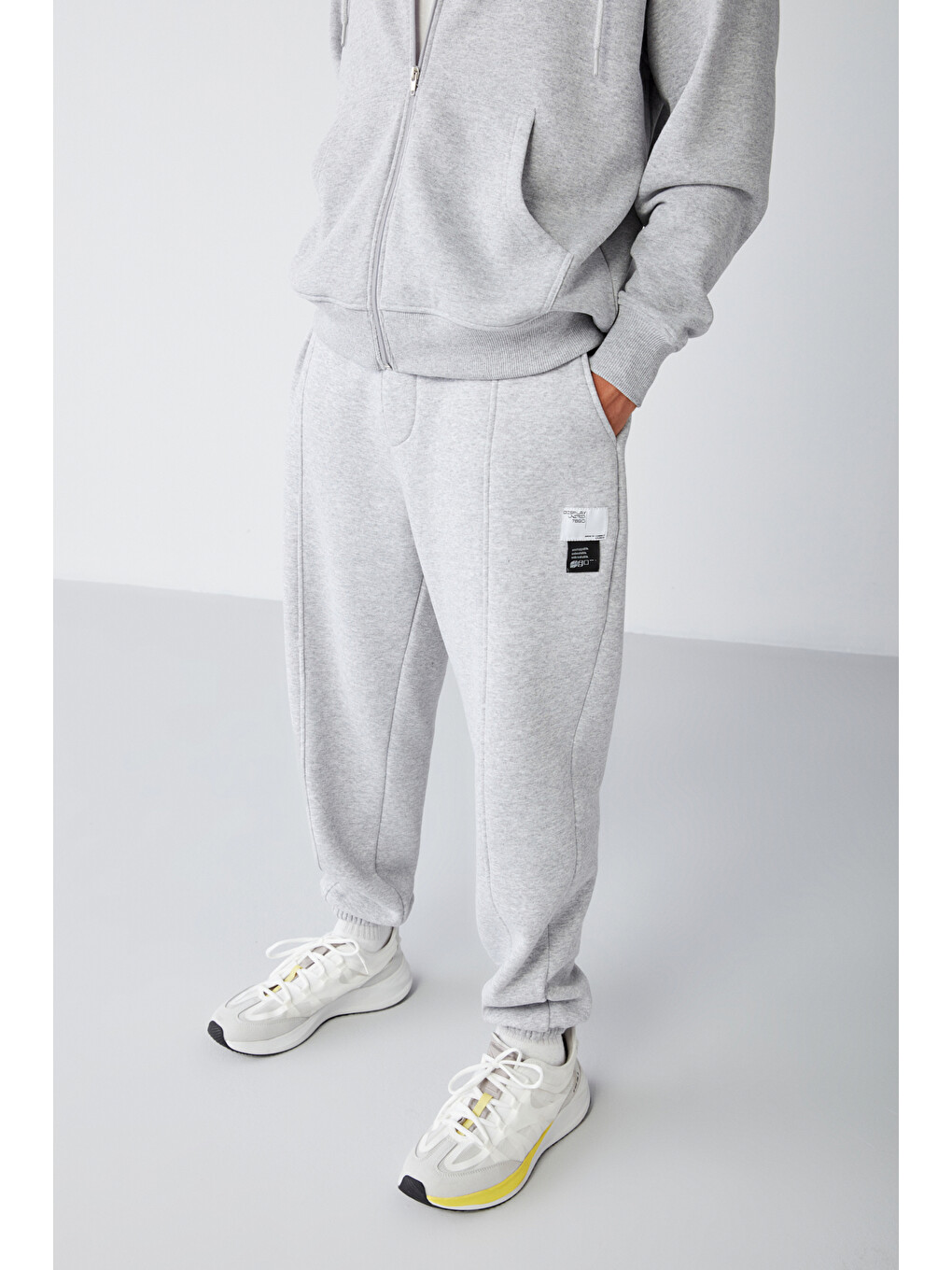 Gri ROWAN Erkek Organik Pamuklu Relaxed Fit İçi Polarlı Süs etiketli Jogger GRİ MELANJ Eşofman Altı-2