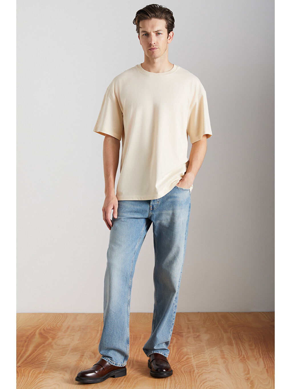Bej Erkek Oversize Fit %100 Organik Pamuk Kalın Dokulu Bisiklet Yakalı Vanilya Tişört-3