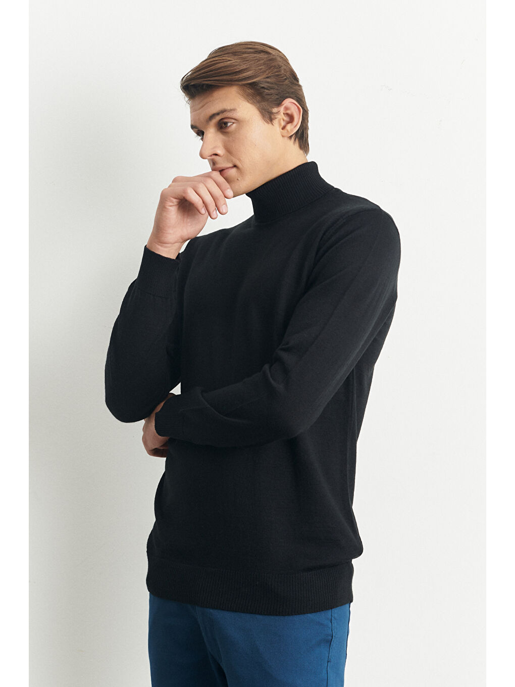Erkek Siyah Standart Fit Normal Kesim Tam Balıkçı Yaka Yünlü Triko Kazak-5
