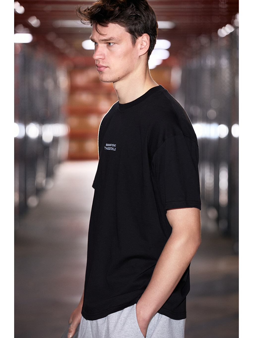 Vıto Erkek %100 Organik Pamuklu Nakış Yazı Detaylı Oversize Bol Kesim Kısa Kollu Siyah T-shirt-3