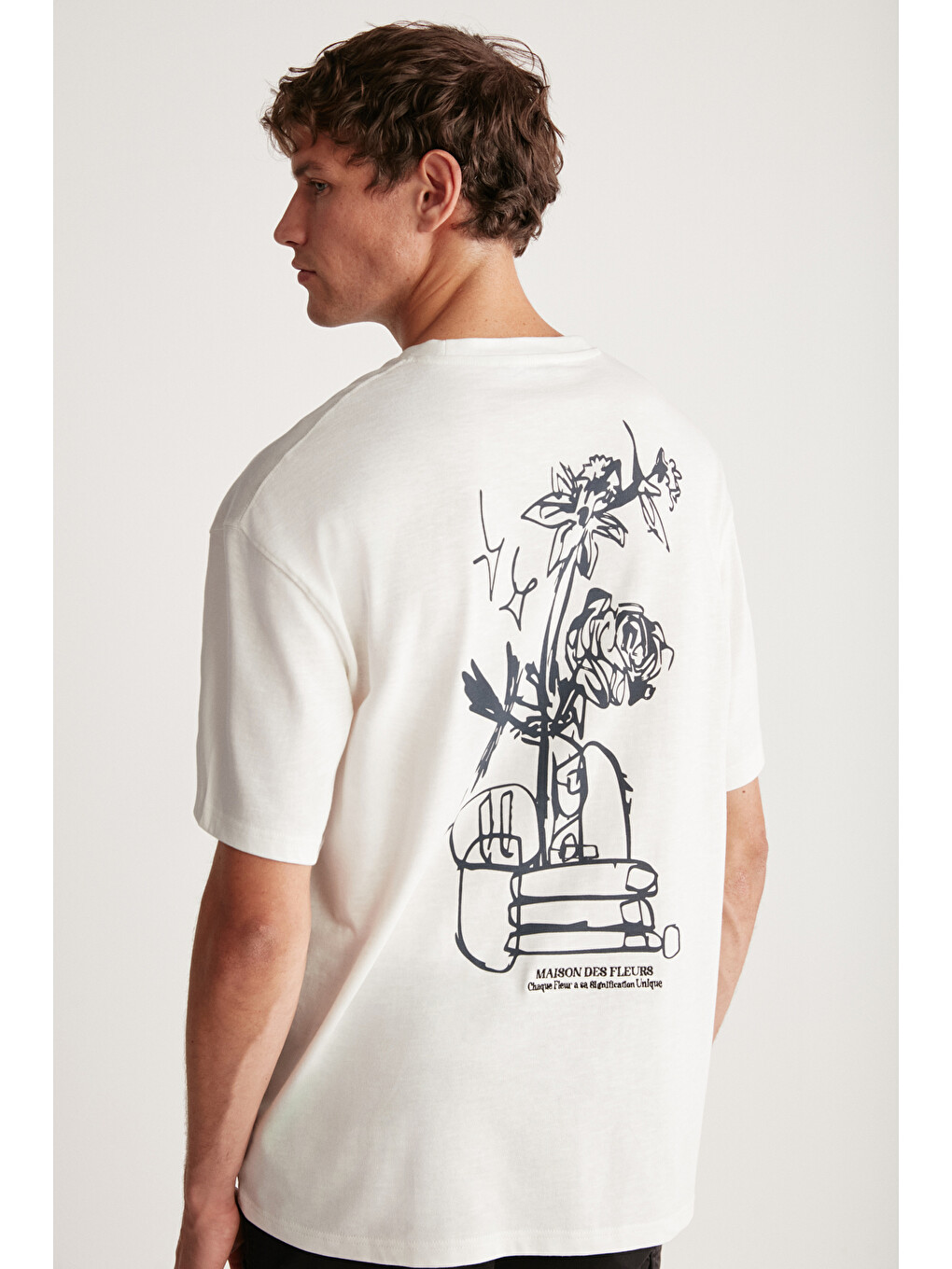 Ekru ALONZO Erkek Oversize Fit %100 Pamuk Nakışlı Ve Baskılı EKRU T-Shirt-4