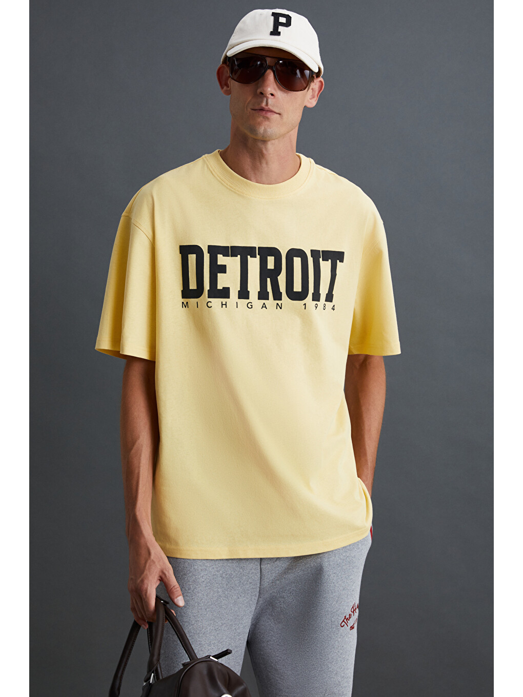 Erkek %100 Pamuklu Kısa Kollu Baskı Detaylı Sarı Tişört
