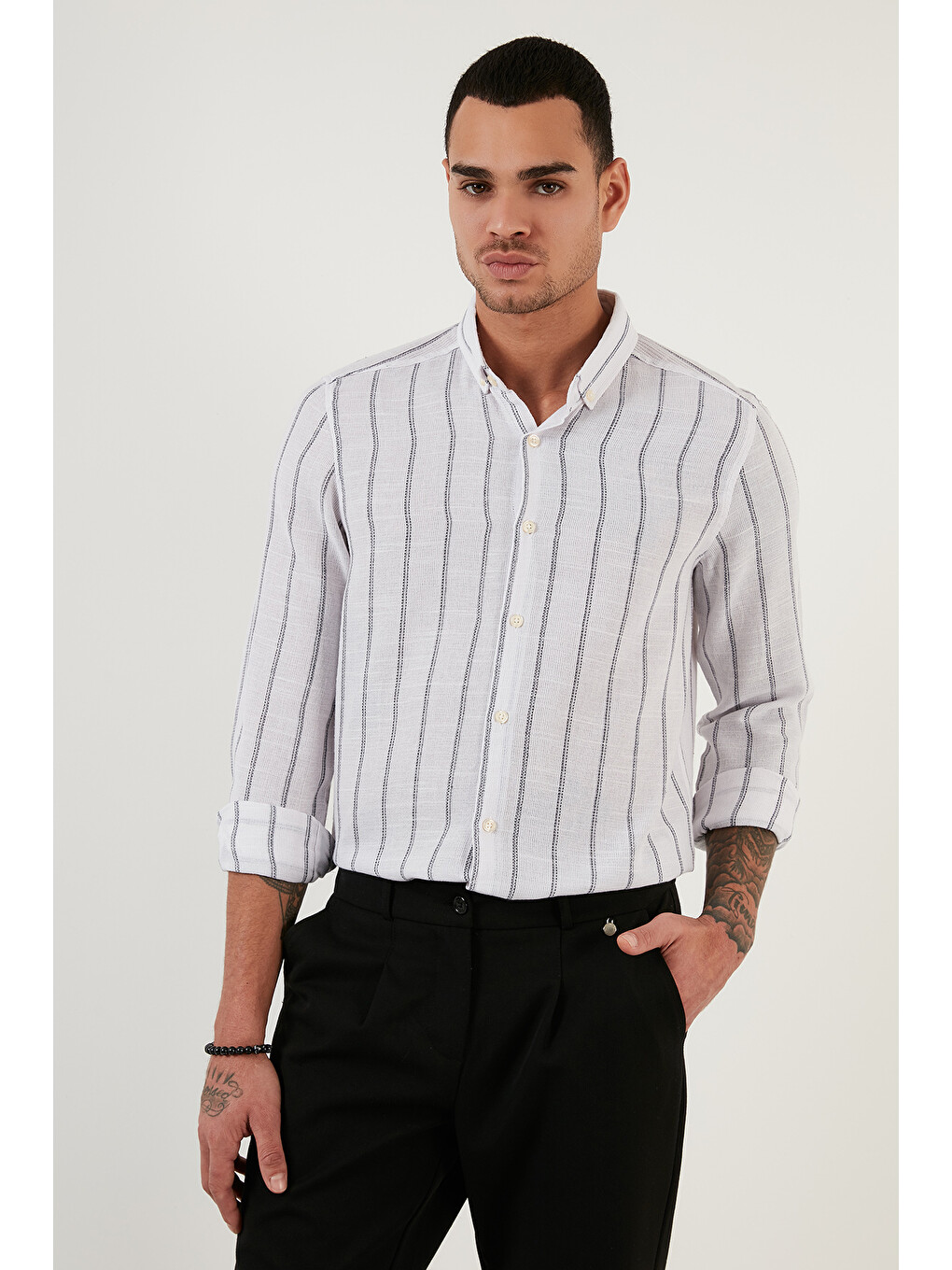 Beyaz Pamuklu Çizgili Regular Fit Düğmeli Yaka Gömlek Cf21s112480-3
