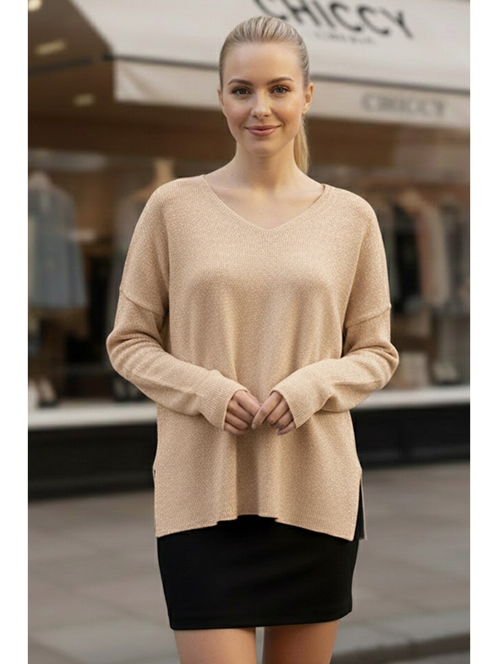 Kahverengi Sütlü Kahve V Yaka Uzun Kol Yırtmaçlı Simli Casual Arkası Uzun Oversize Triko Kazak 70 75
