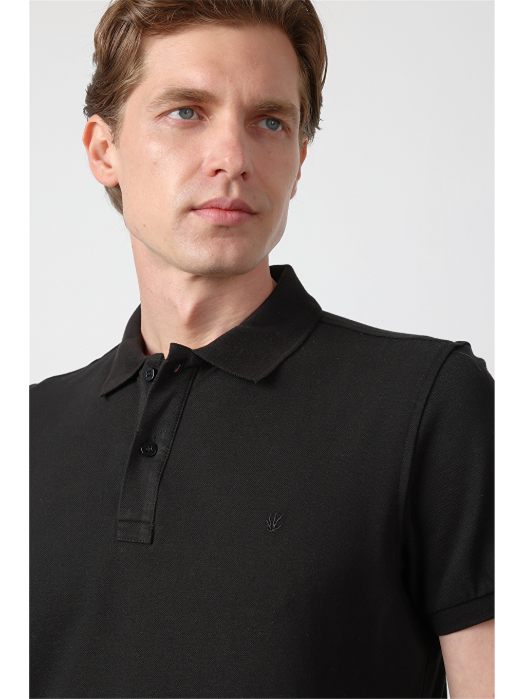 Siyah Polo Yaka Kısa Kol Cepsiz Slim Fit Pamuklu Tişört 1011260154-2