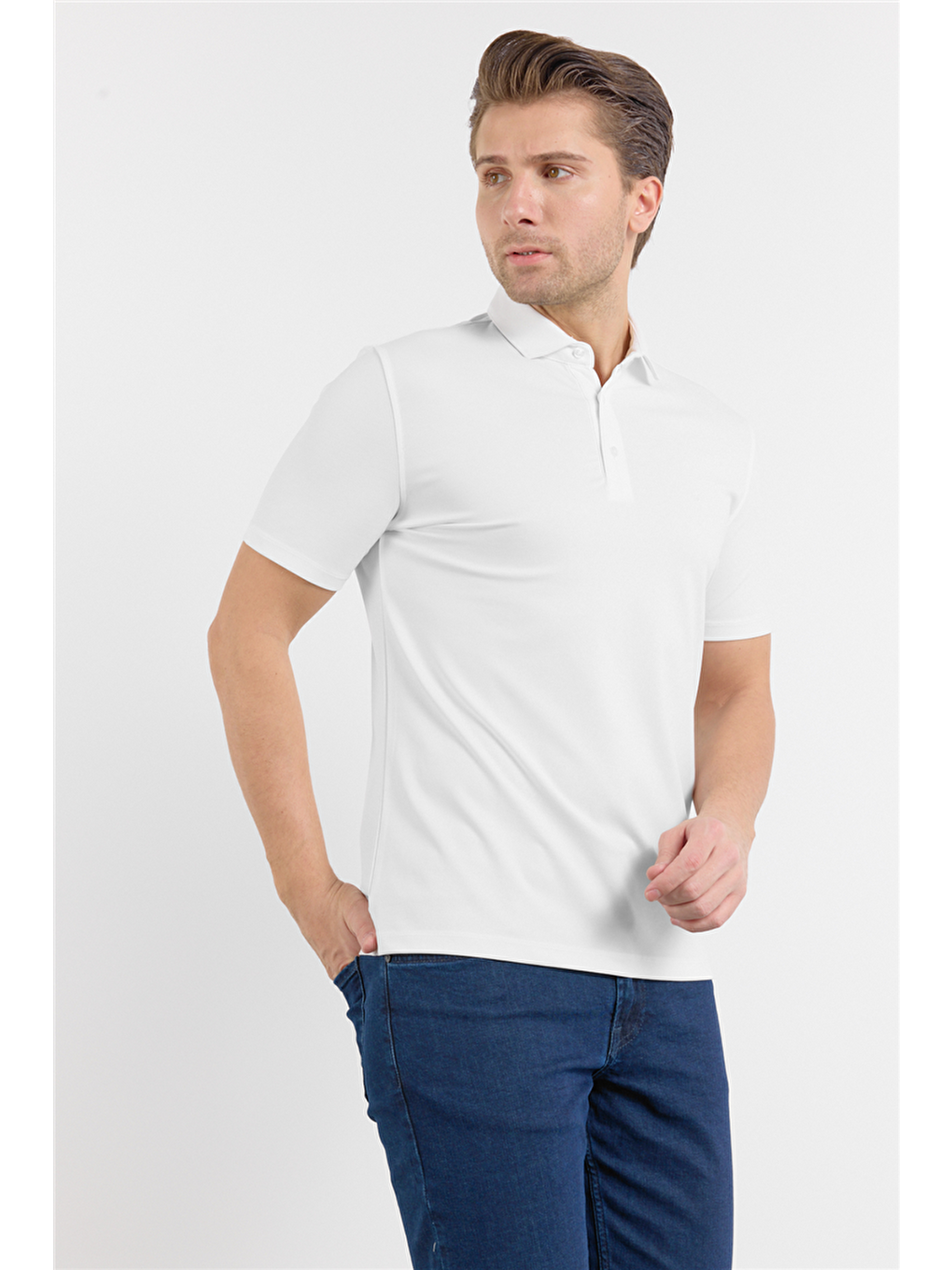 Beyaz İtalyan Yaka Kısa Kol Cepsiz Slim Fit Pamuklu Tişört 1011260180-3