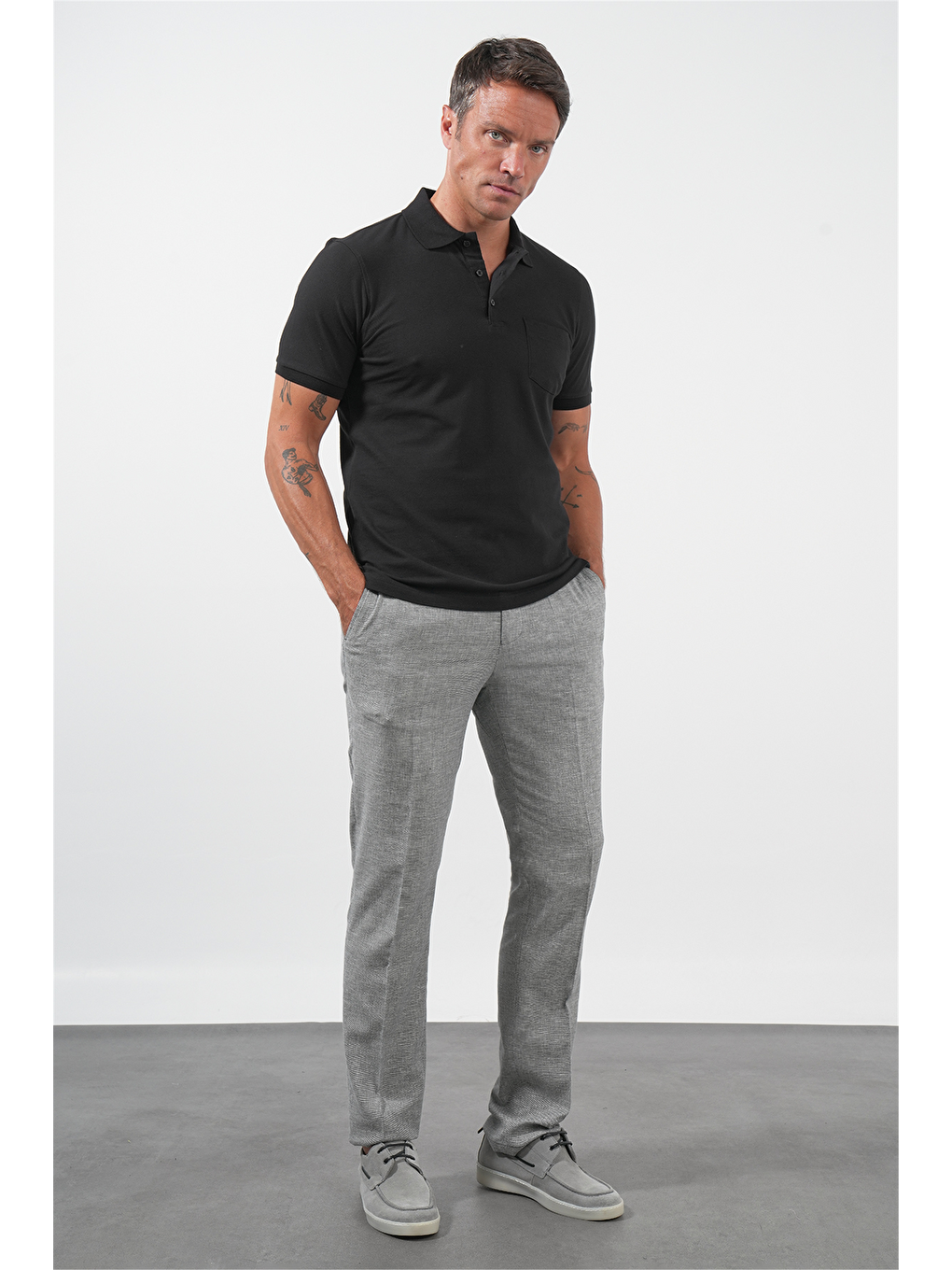 Siyah Polo Yaka Kısa Kol Cepli Comfort Fit Pamuklu Tişört 1011260155-1