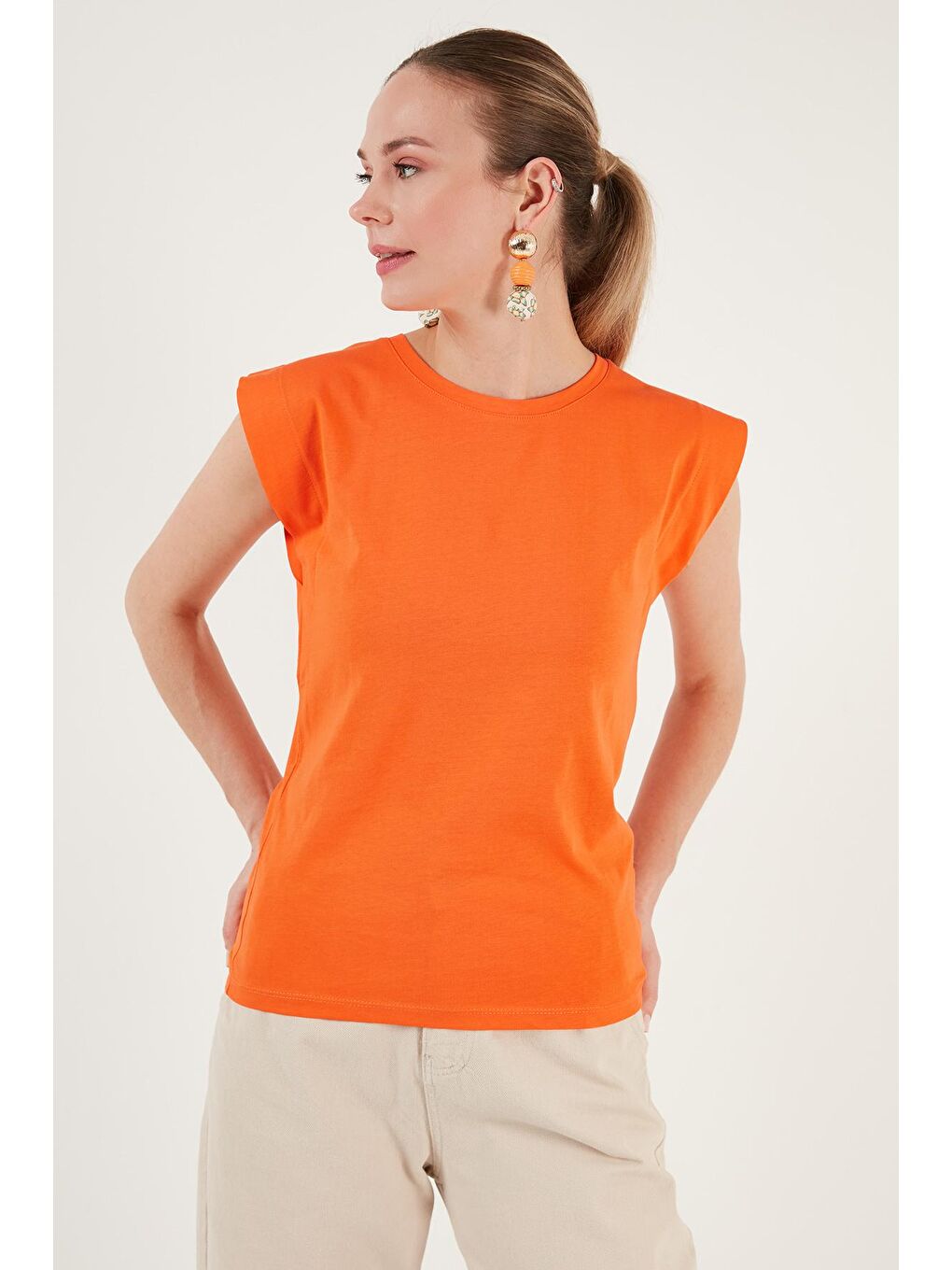 Turuncu % 100 Pamuklu Bisiklet Yaka Kolsuz Kadın T Shirt 5864019-3