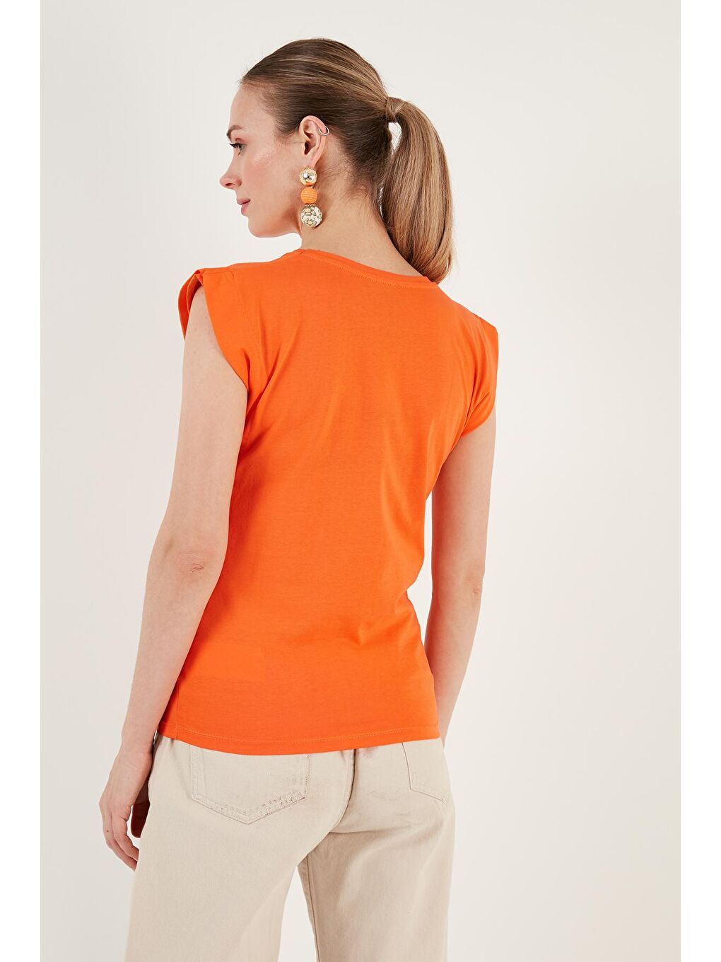 Turuncu % 100 Pamuklu Bisiklet Yaka Kolsuz Kadın T Shirt 5864019-5