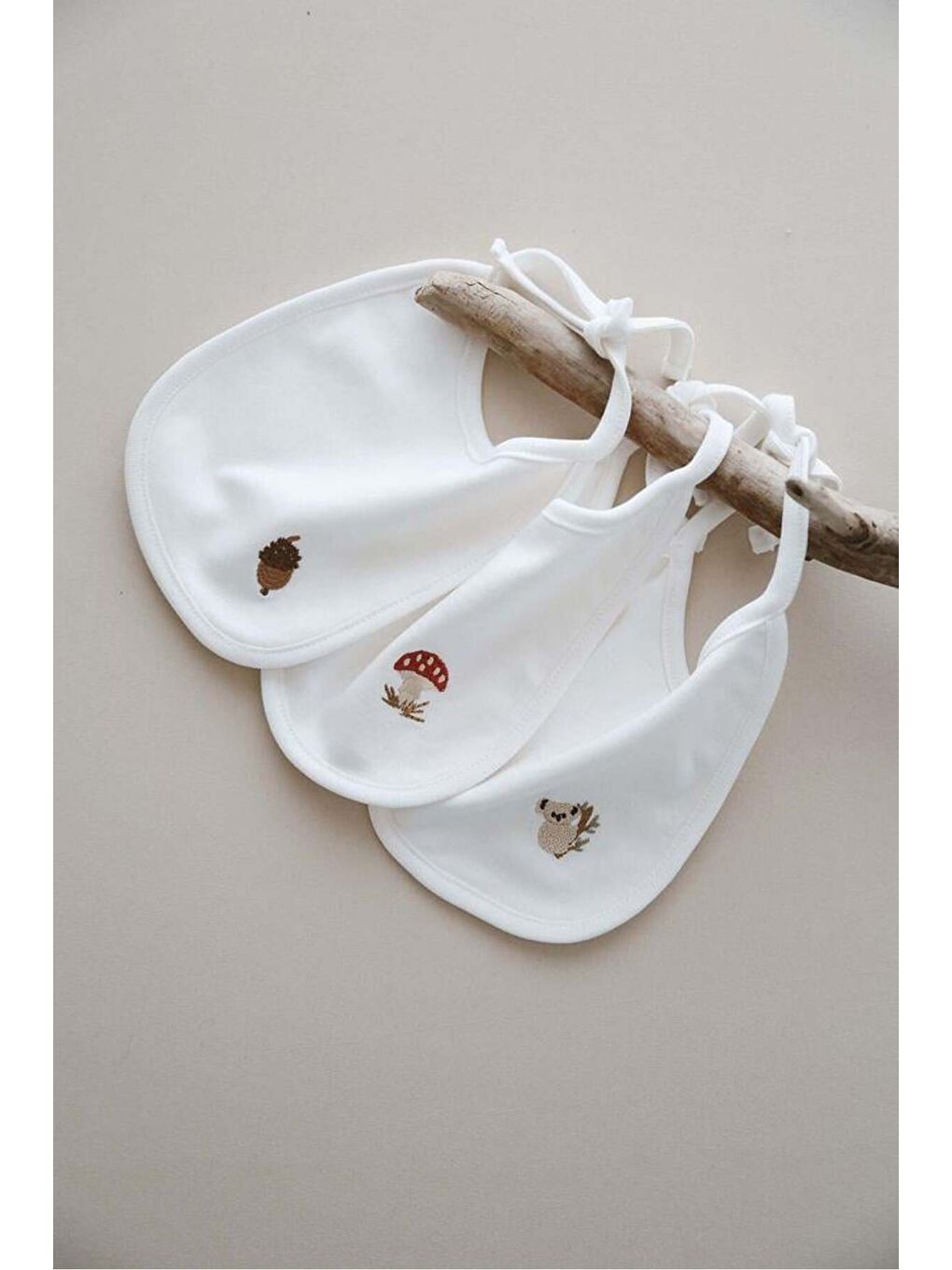 3lü Biyeli Bebek Önlüğü 0-3 Ay Model 1-3