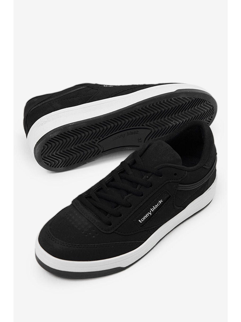 Unisex Siyah Rahat Kalıp Poli Taban Bağcıklı Spor Ayakkabı-3