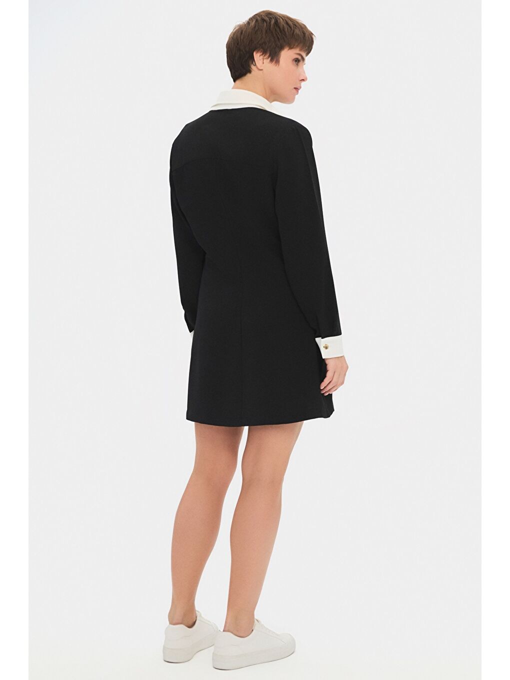 Siyah Kadın Düğme Detaylı Gömlek Mini Elbise-1