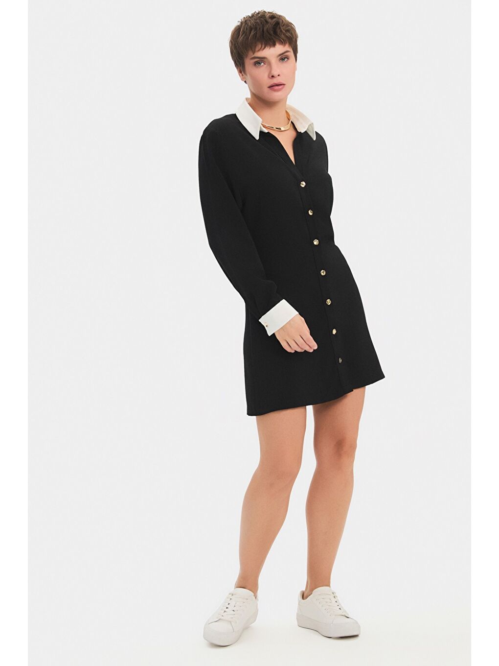 Siyah Kadın Düğme Detaylı Gömlek Mini Elbise-4