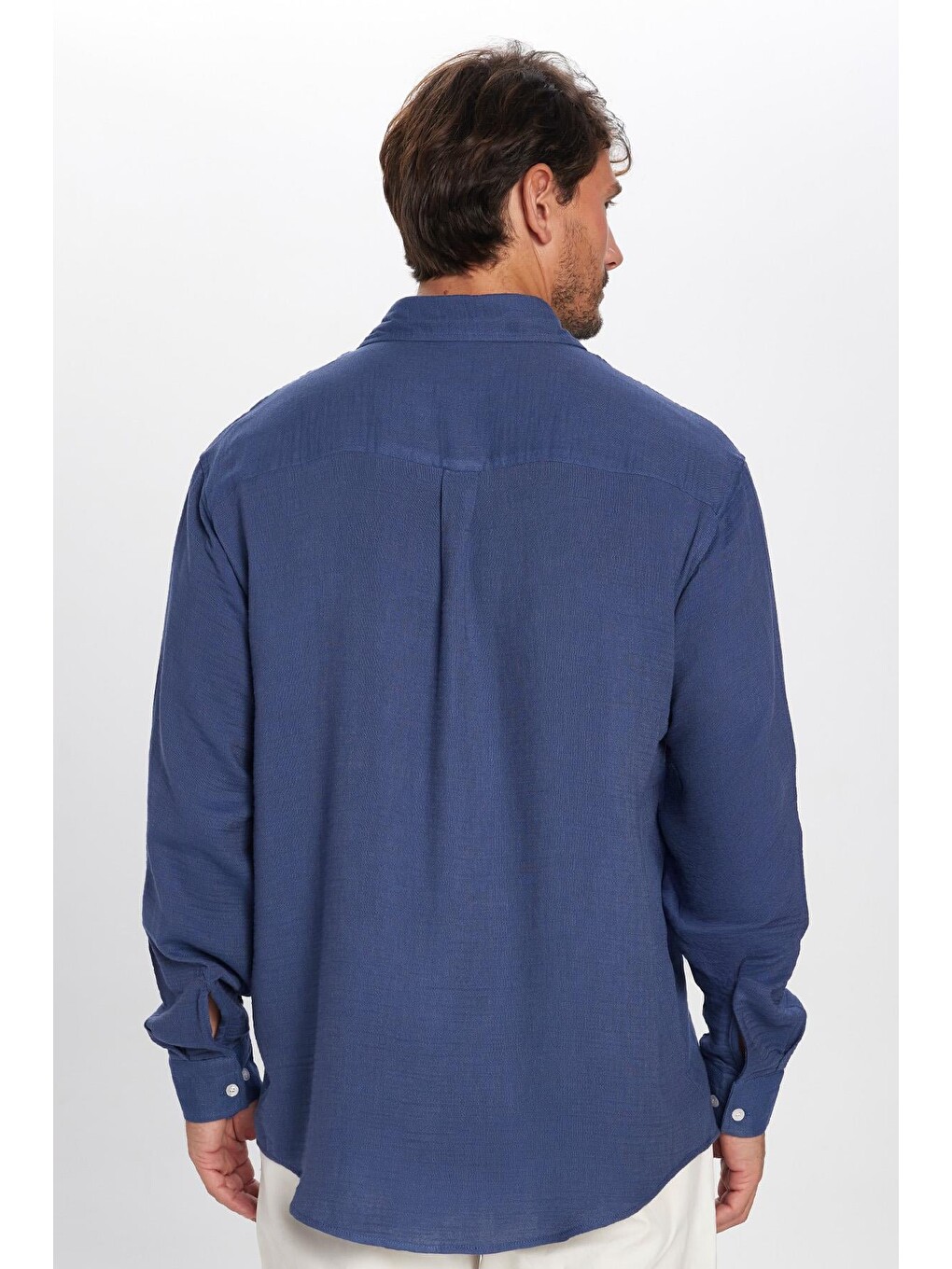 Erkek Relax Fit Rahat Kesim Oversize Müslin Viskon Pamuklu Tek Cepli Düz İndigo Gömlek-4