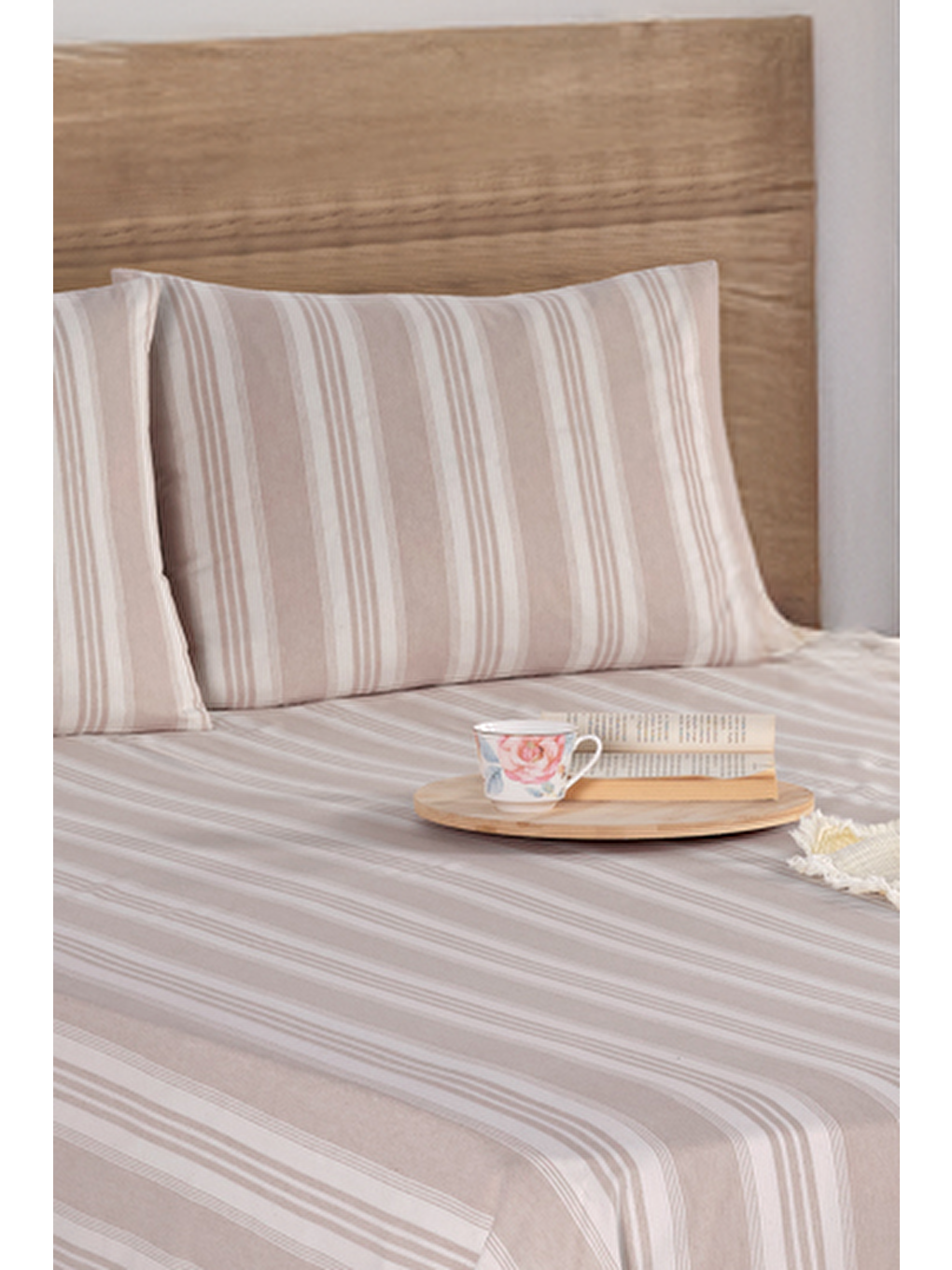 Sport Çizgili Çarşaf + Yastık Kılıfı Seti Çift Kişilik Soft Line Bej-1