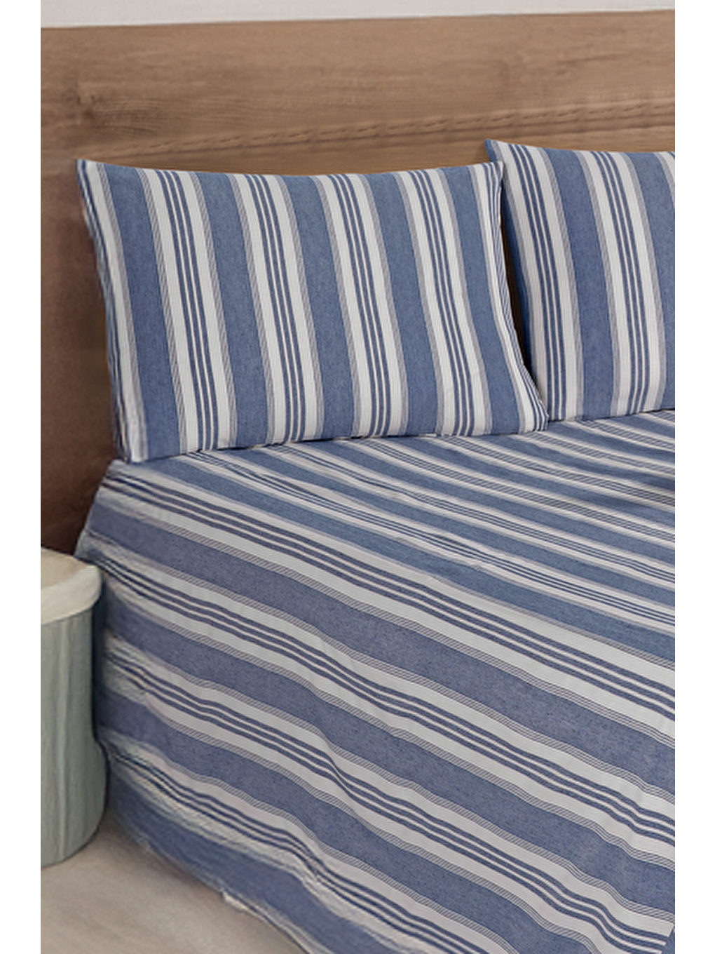 Sport Çizgili Çarşaf + Yastık Kılıfı Seti Çift Kişilik Soft Line Lacivert-1