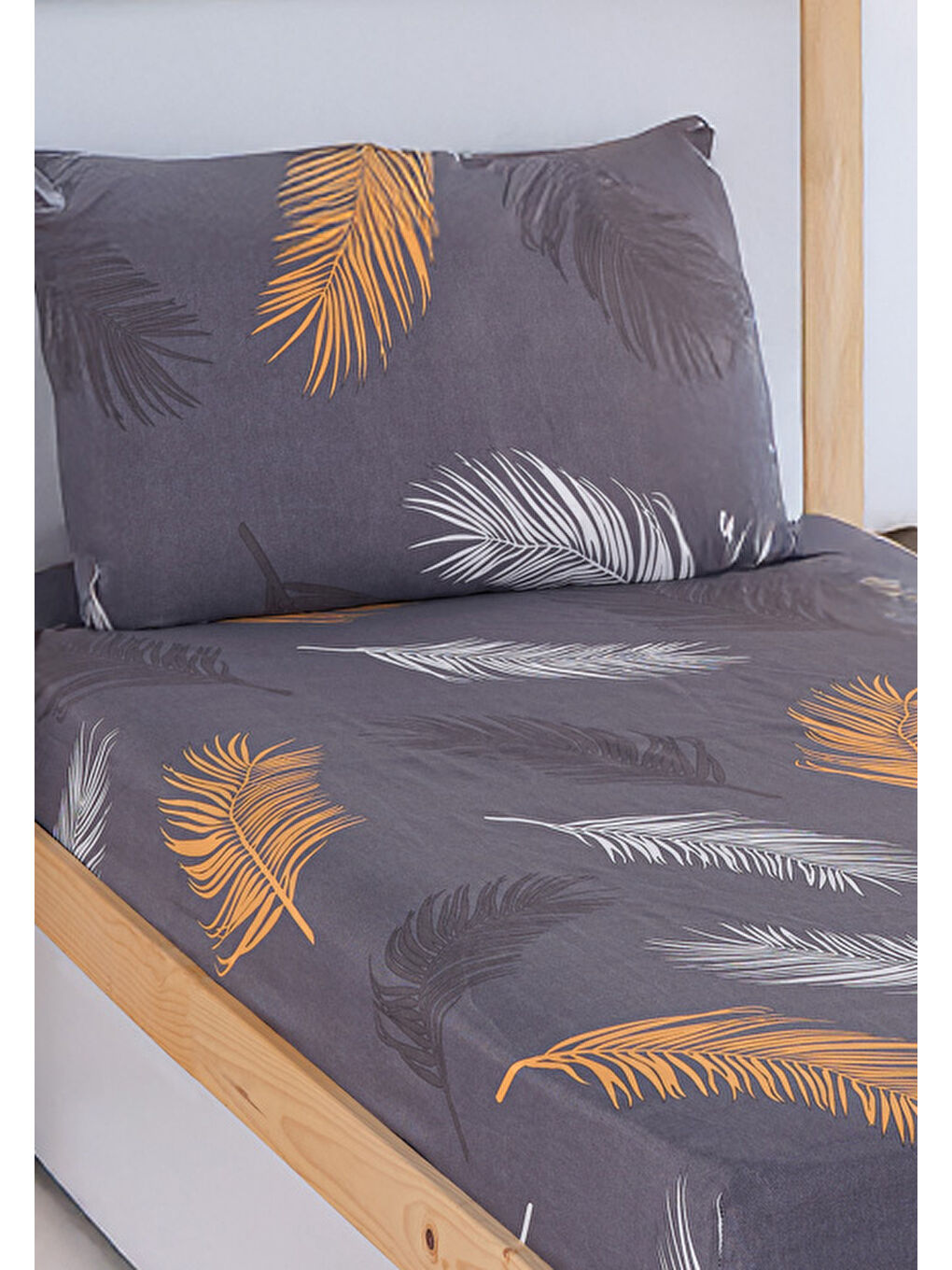 Sarı Pes Lastikli Çarşaf Seti Tek Kişilik Olivia Altın-Gri-2