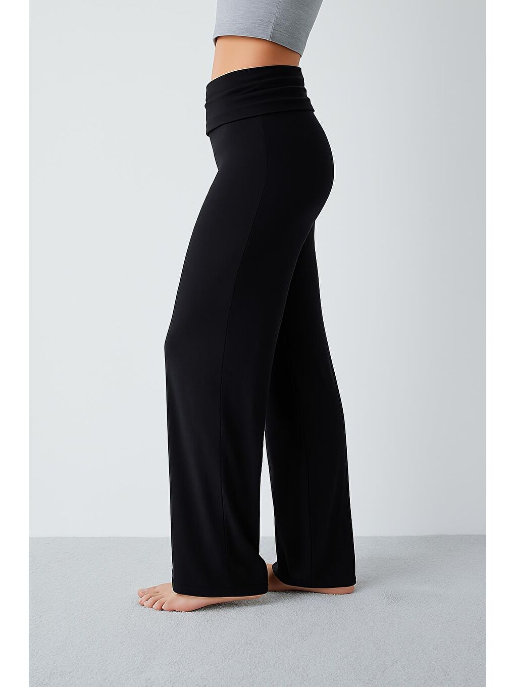 Siyah Düz Paça Katlanan Bel Esnek Viskoz Pantolon VTP01-2