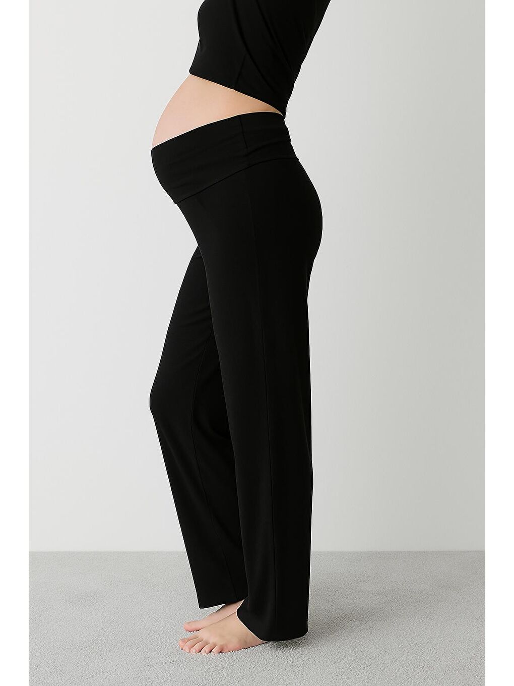 Siyah Düz Paça Katlanan Bel Esnek Viskoz Pantolon VTP01-8