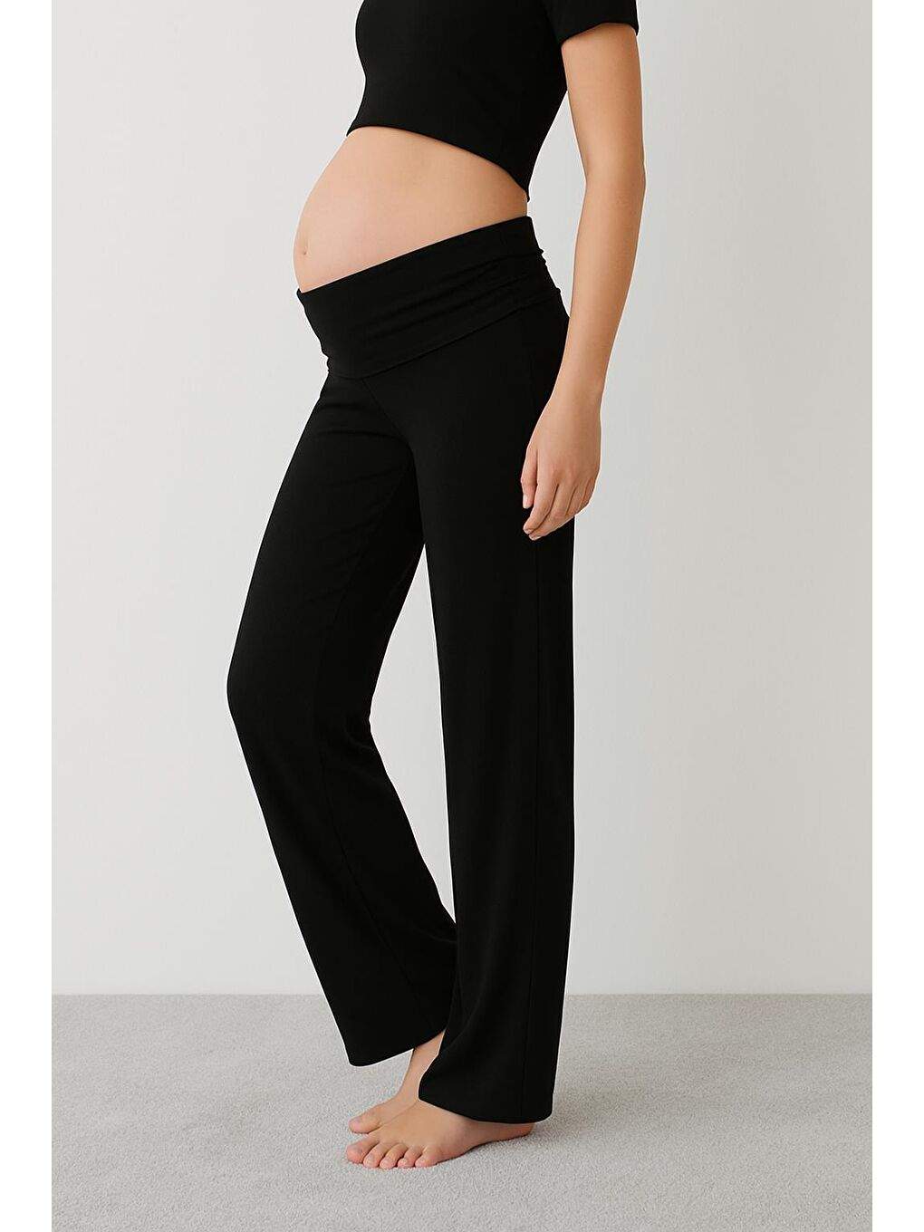 Siyah Düz Paça Katlanan Bel Esnek Viskoz Pantolon VTP01-9