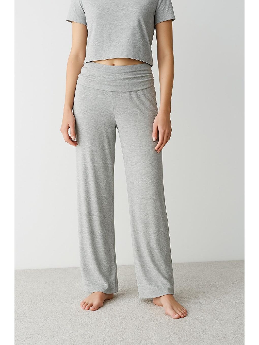 Gri Düz Paça Katlanan Bel Esnek Viskoz Pantolon VTP01-1