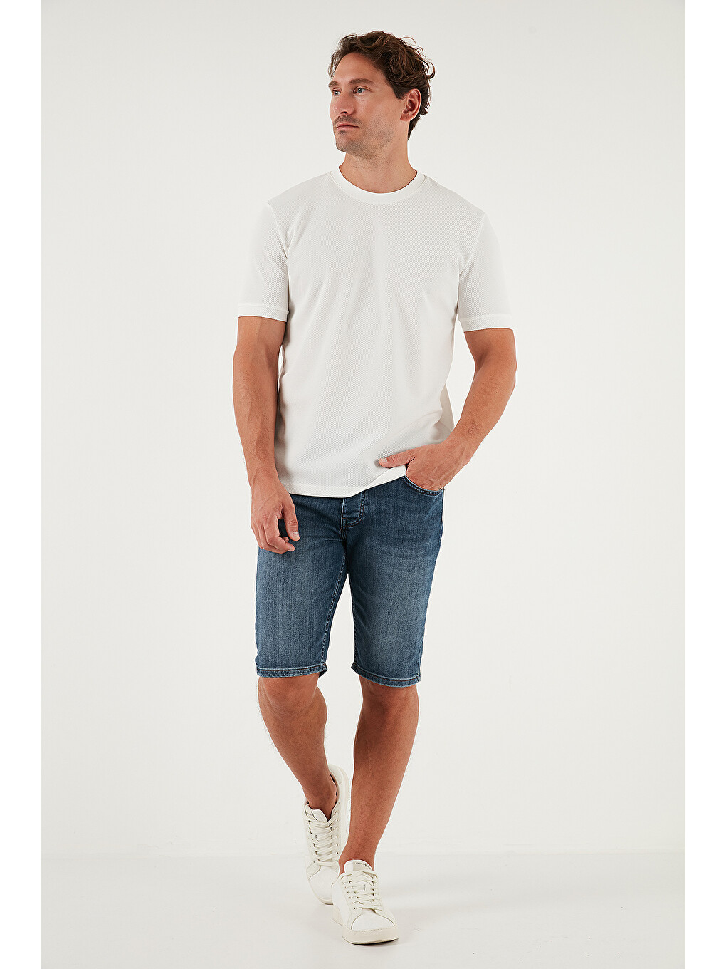Ekru Streç Pamuklu Slim Fit Sıfır Yaka Tişört 5902639-3