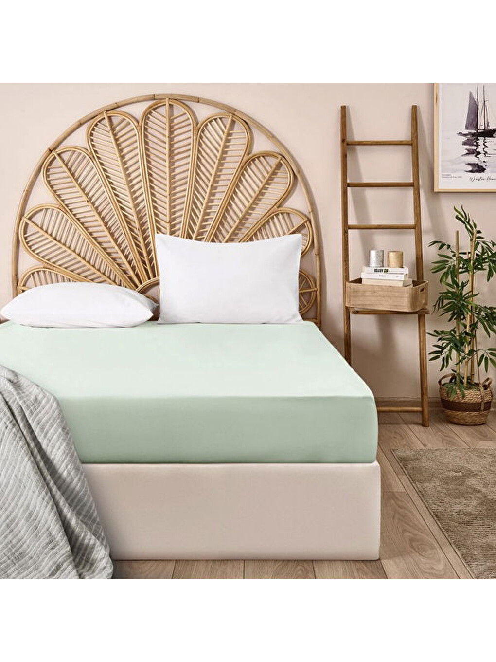 Soft Basic Çift Kişilik Düz Kenar Çarşaf - Yeşil - 240x260 Cm-1