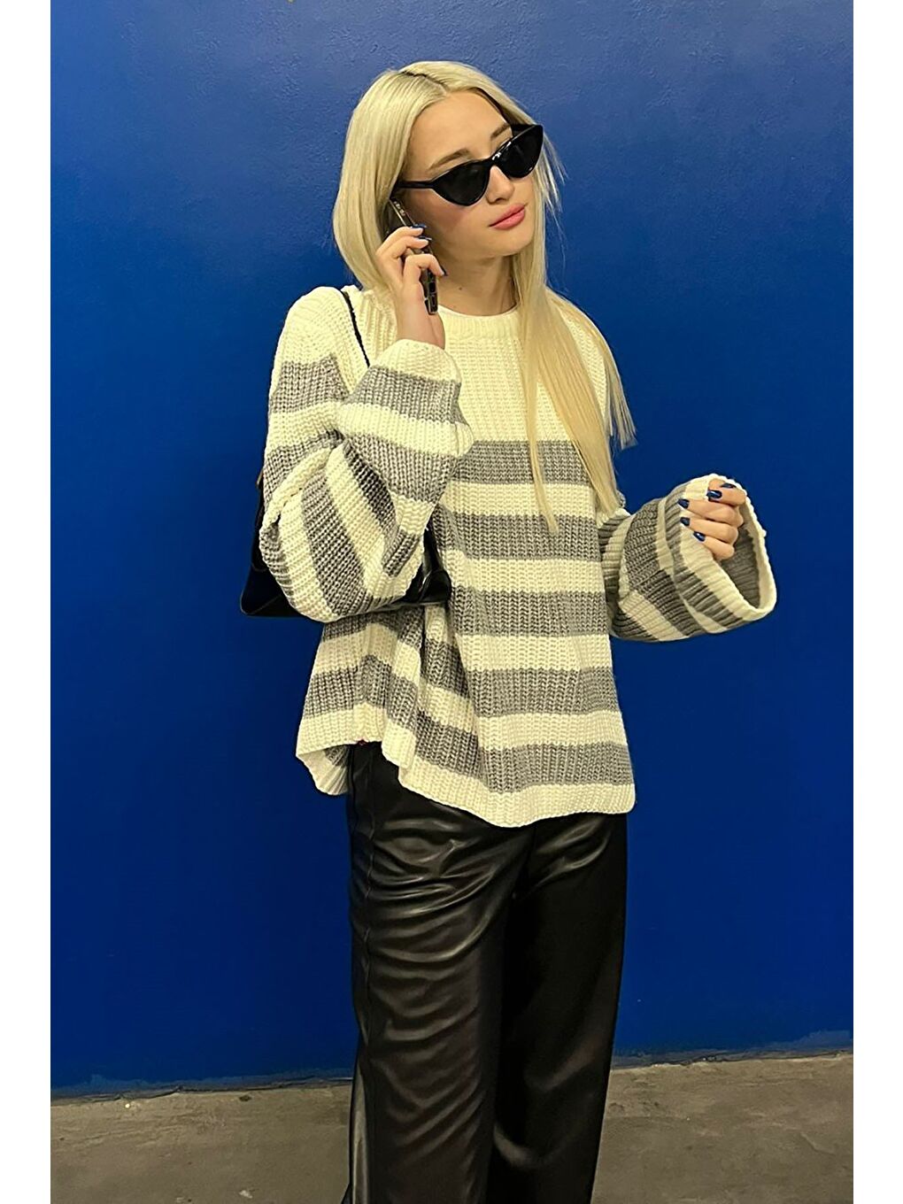 Gri Çizgili Kadın Kazak-3