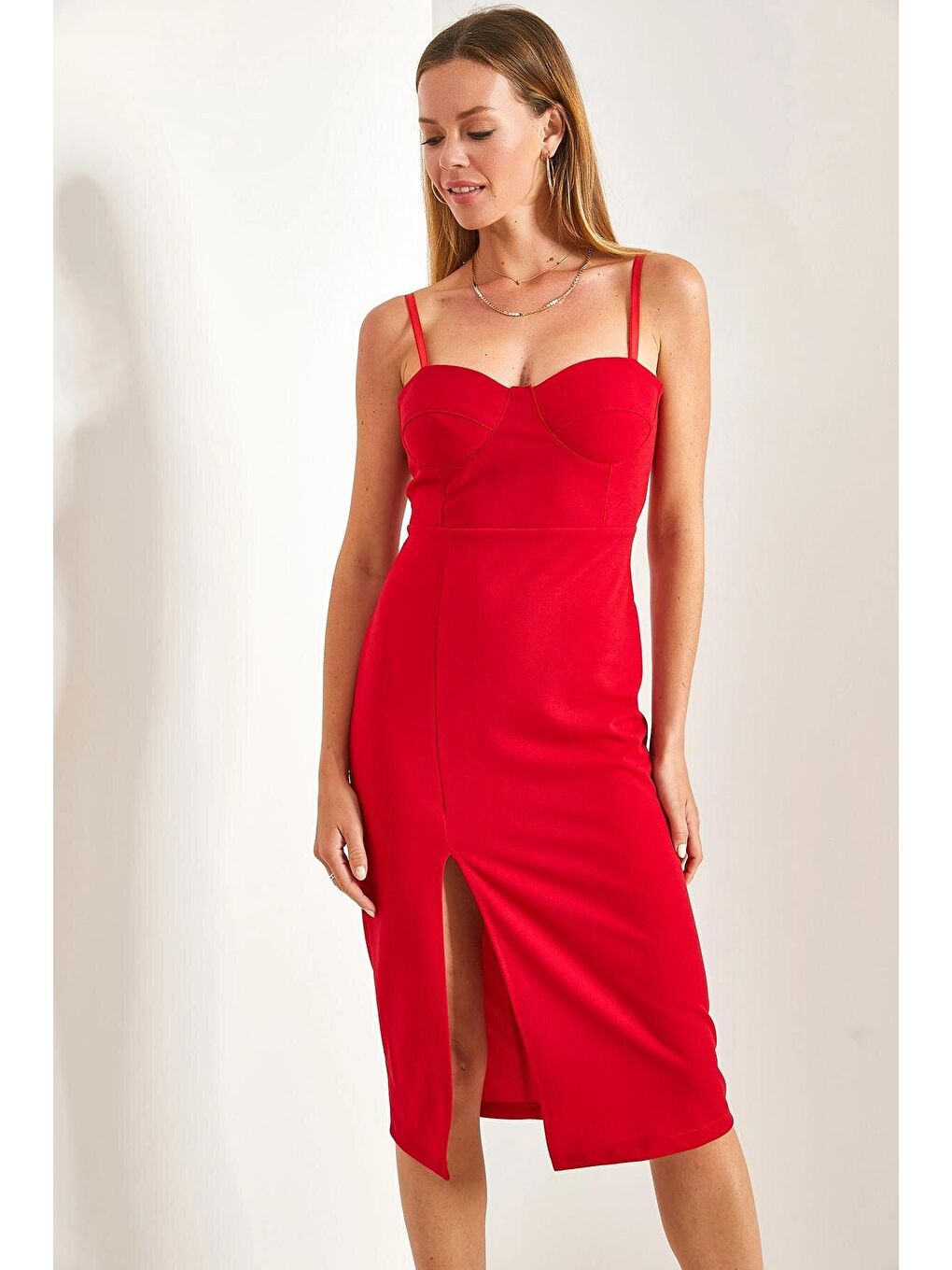 Kırmızı Kadın İp Askılı Scuba Kumaş Yırtmaçlı Elbise-3