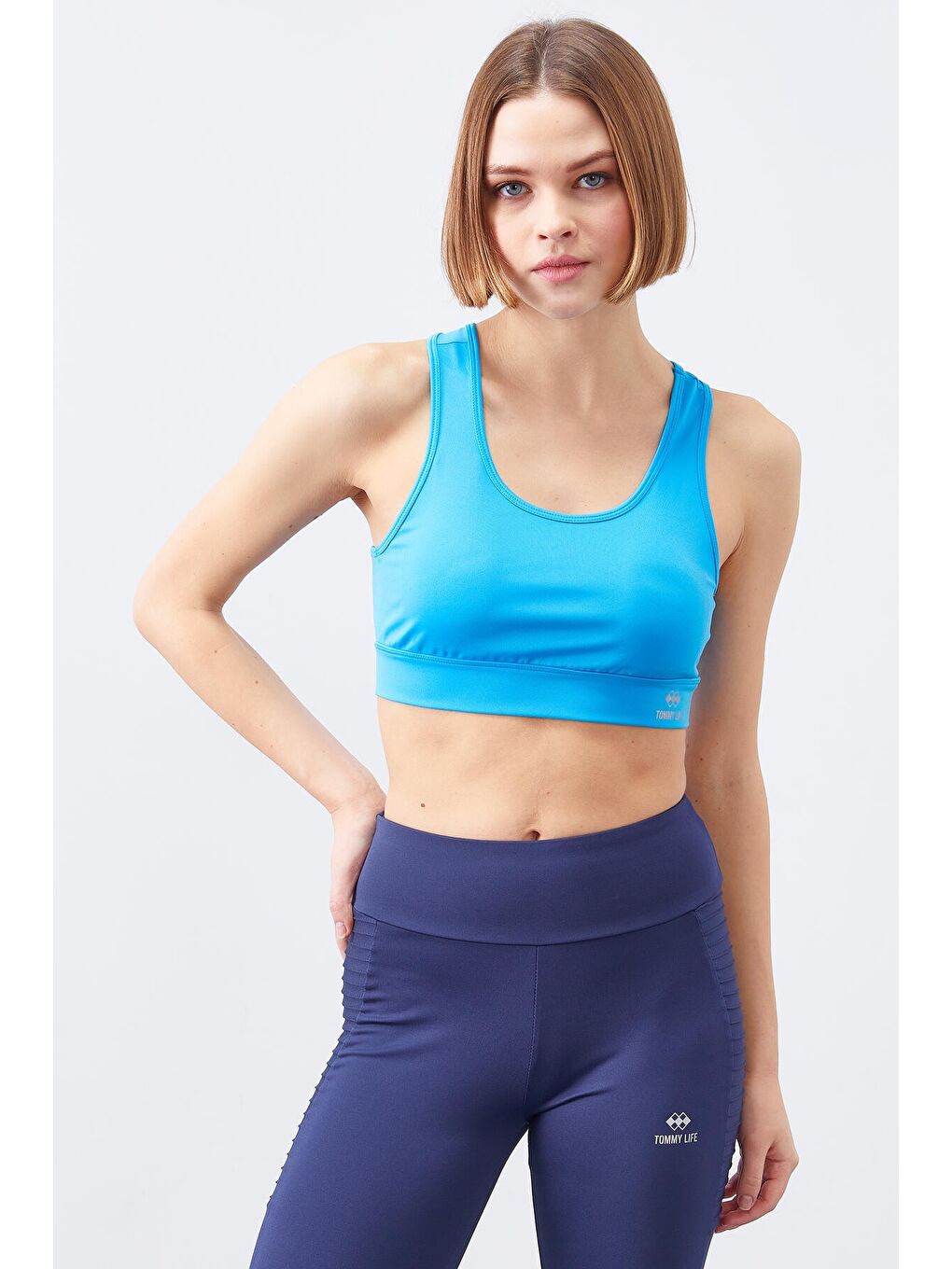 Turkuaz Sırt Detaylı Dar Kalıp U Yaka Kadın Spor Büstiyer - 97120-4